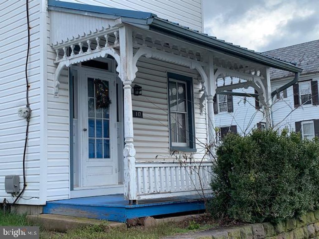 Photo of 117 W Church Street, Narvon, PA 17555 (MLS # PALA2049176)