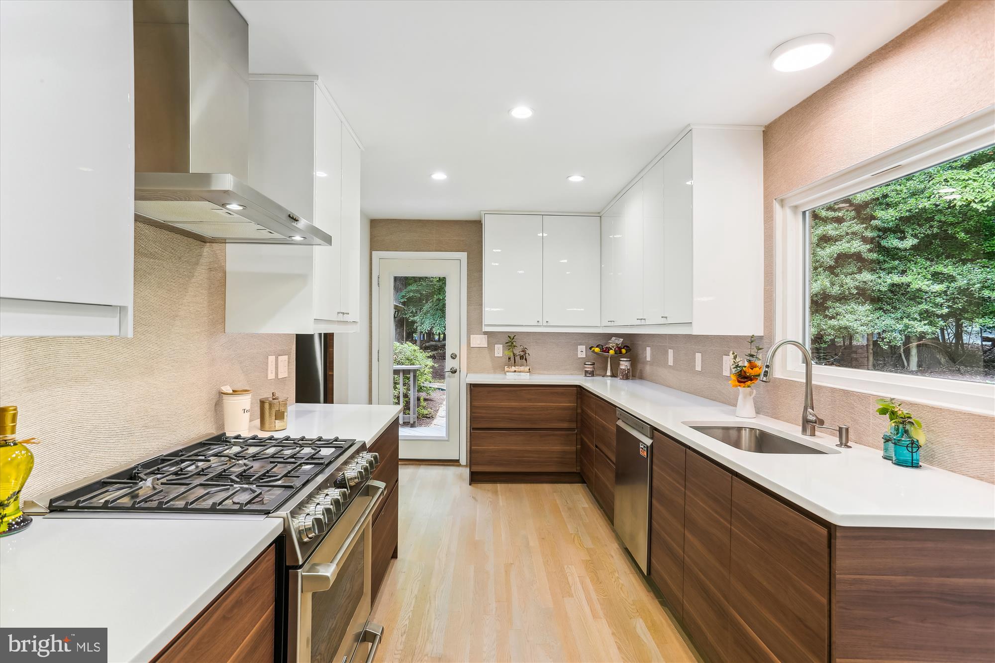 EAST GATE OF POTOMAC - Residential