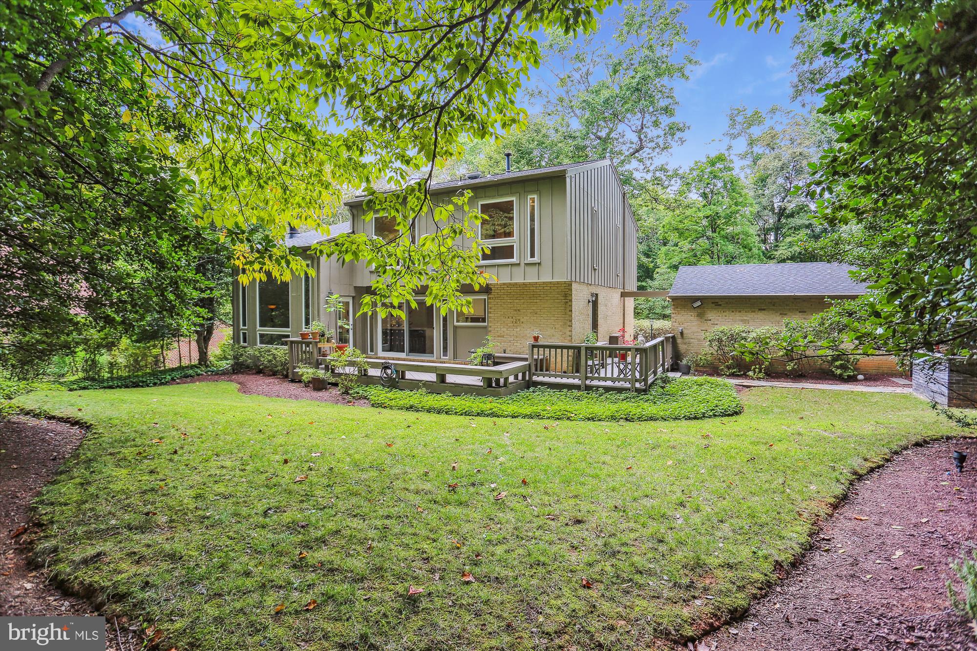 EAST GATE OF POTOMAC - Residential