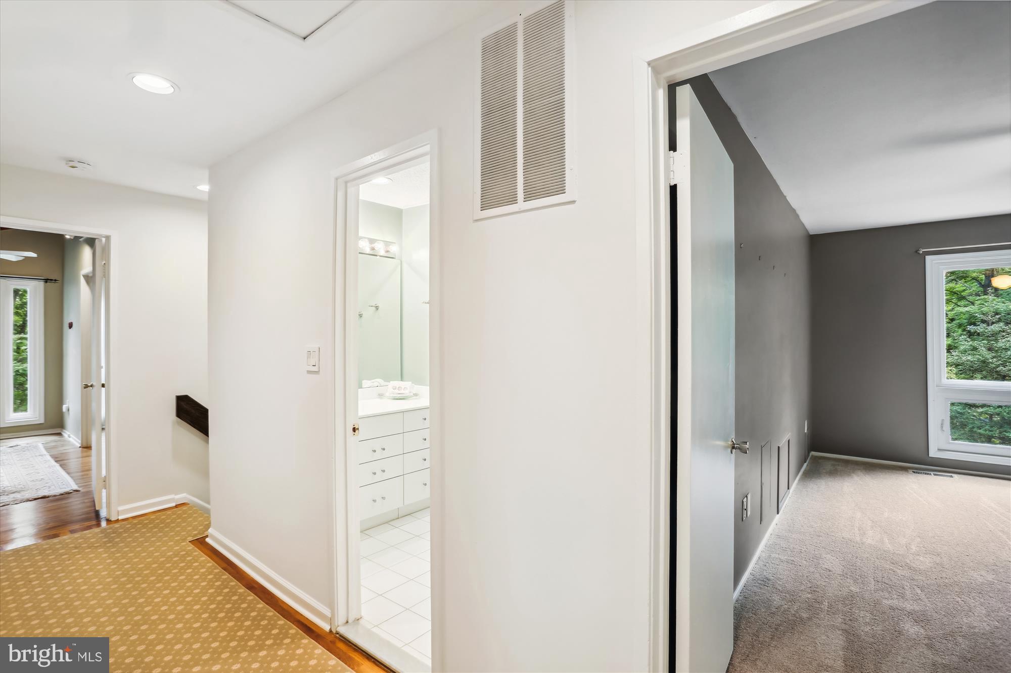 EAST GATE OF POTOMAC - Residential