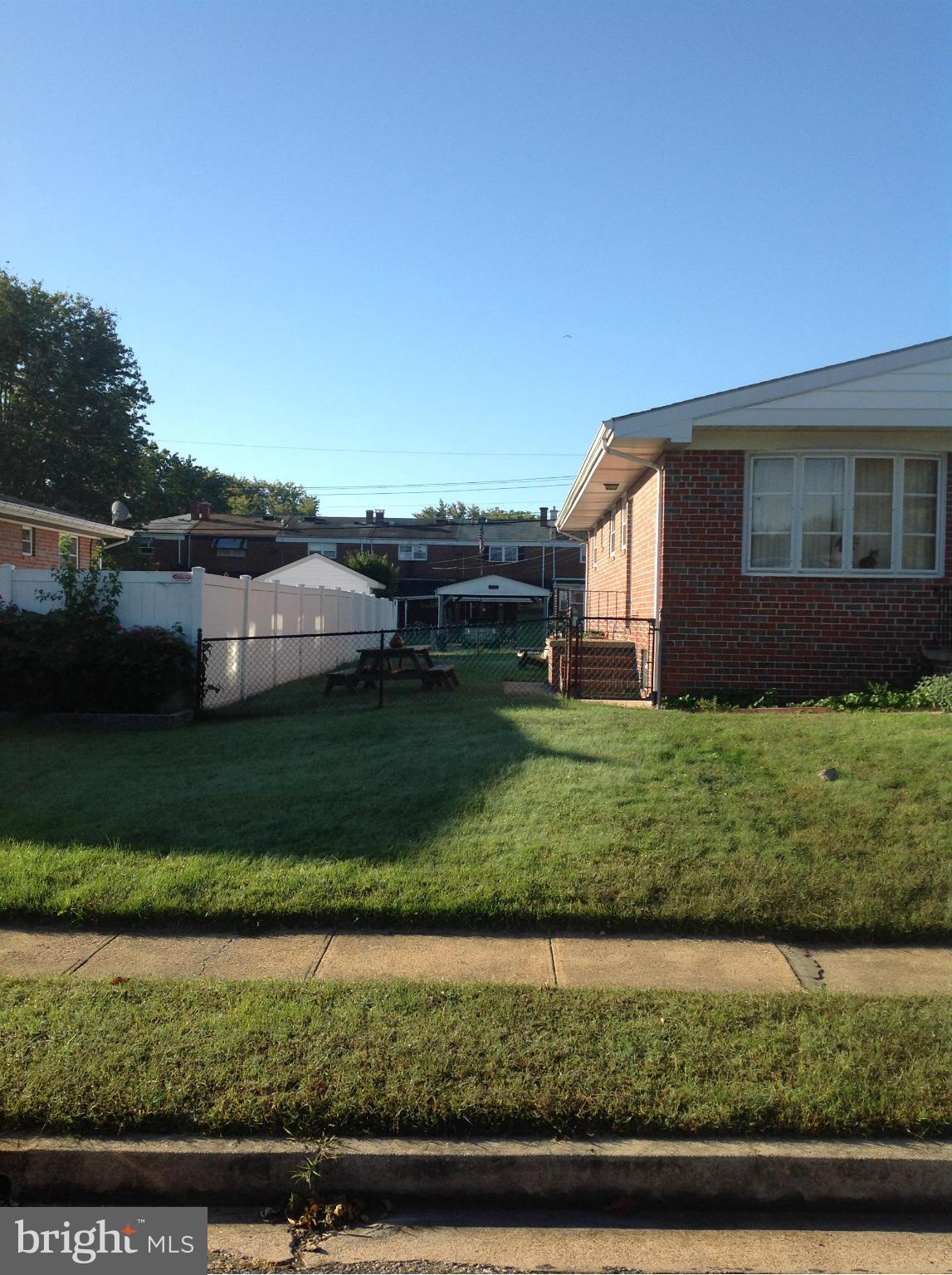 MANCHESTER GARDENS - Residential