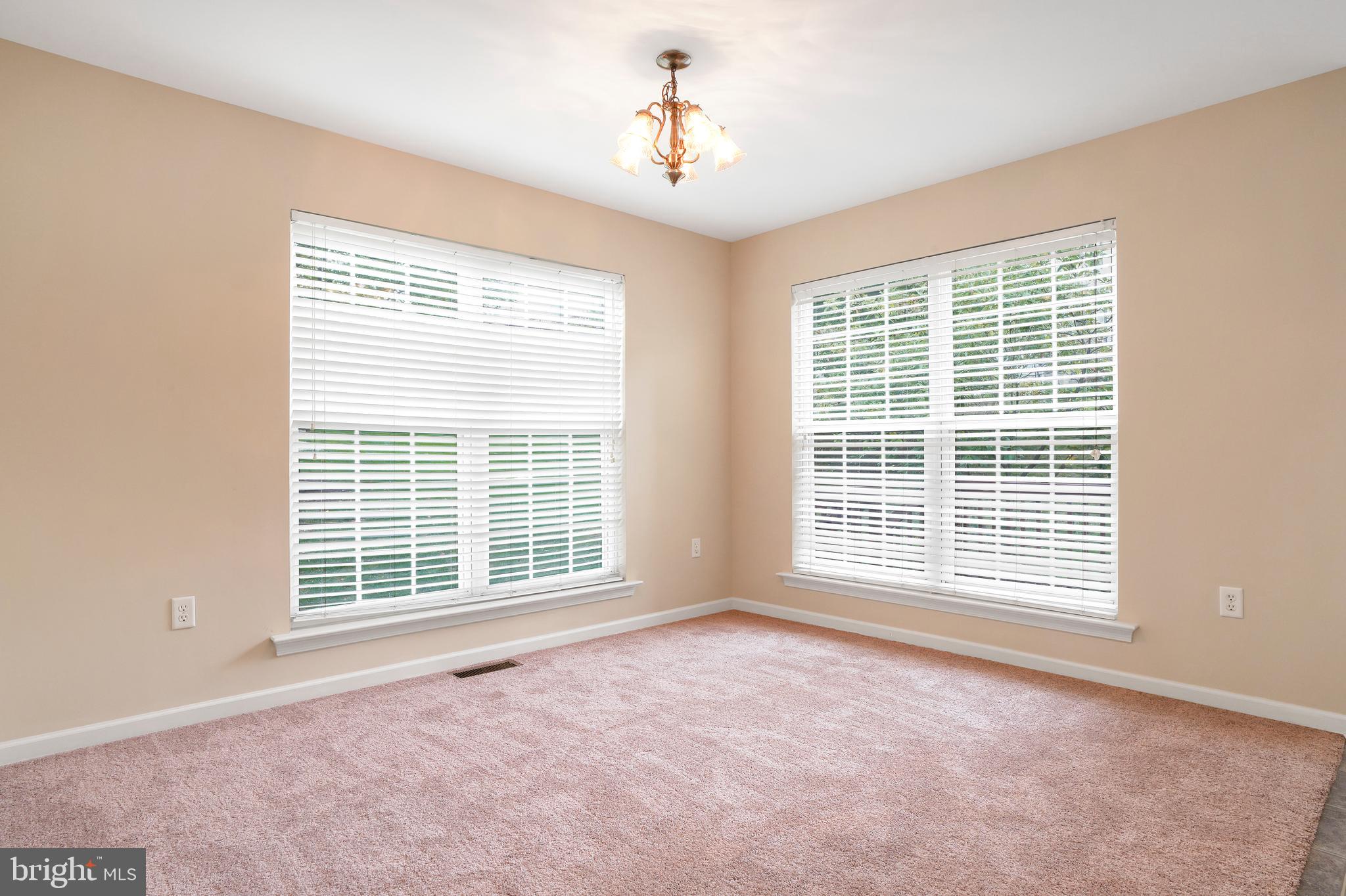 HUNT CLUB - Residential