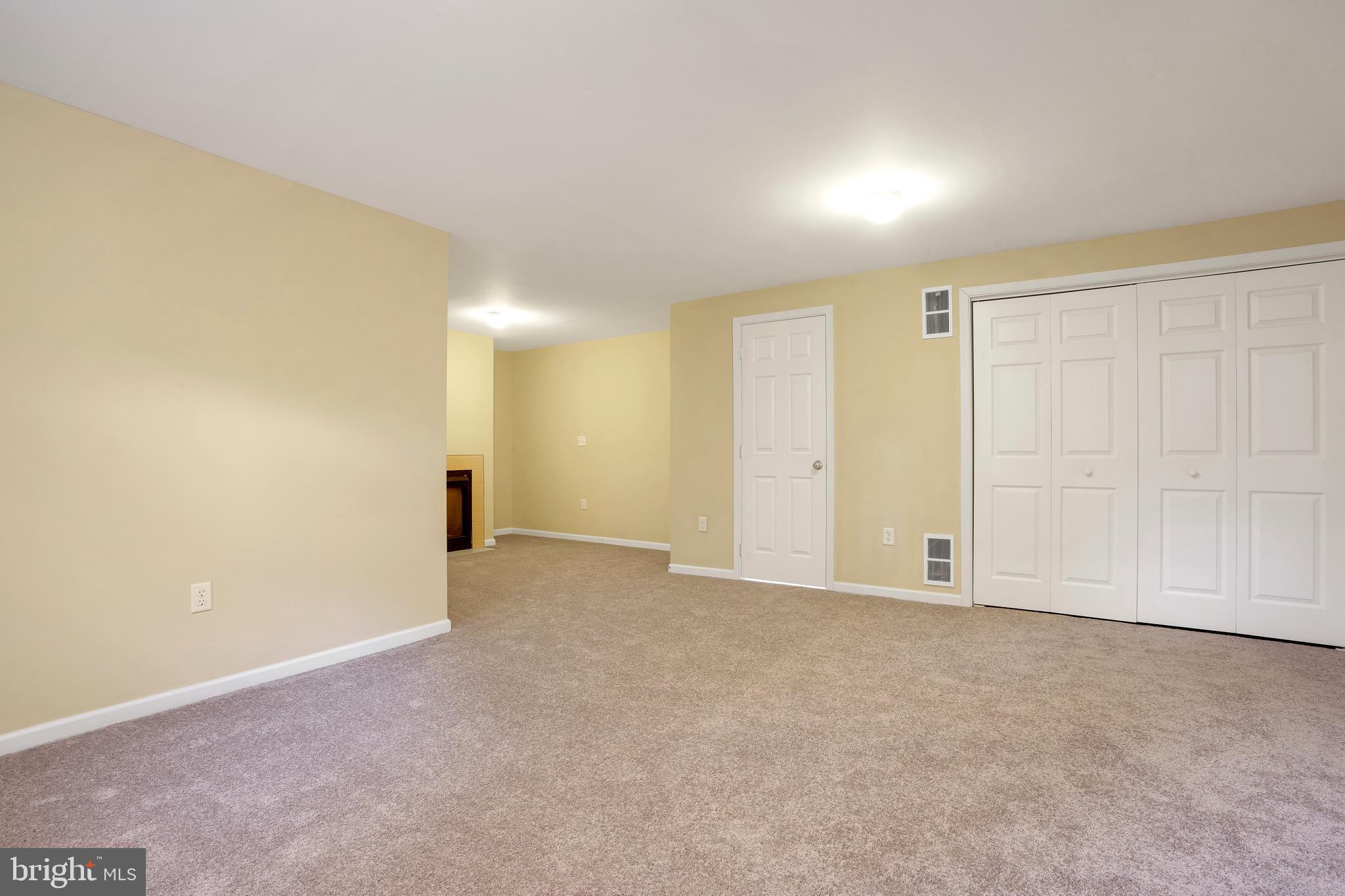 HUNT CLUB - Residential