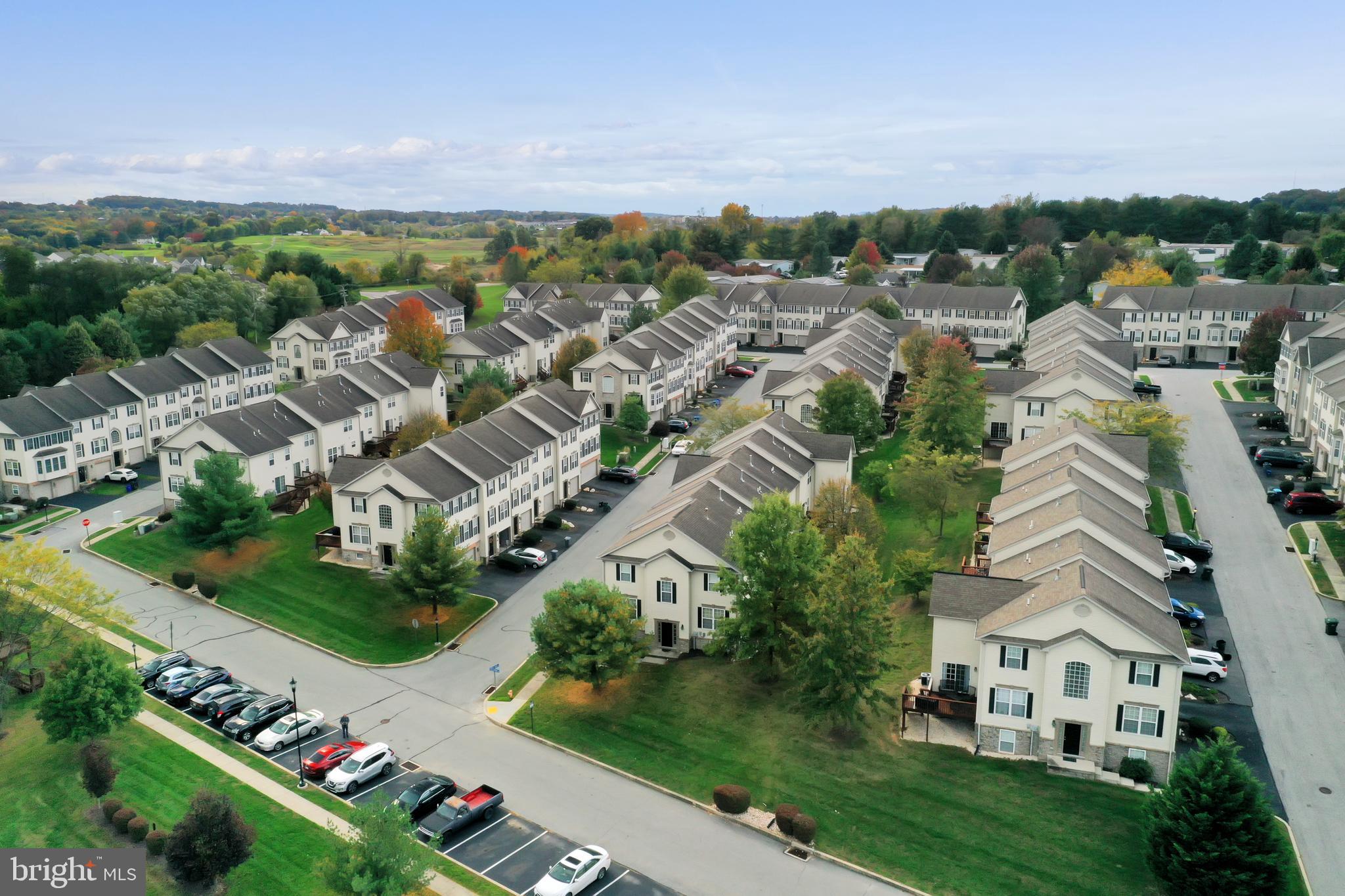 HUNT CLUB - Residential