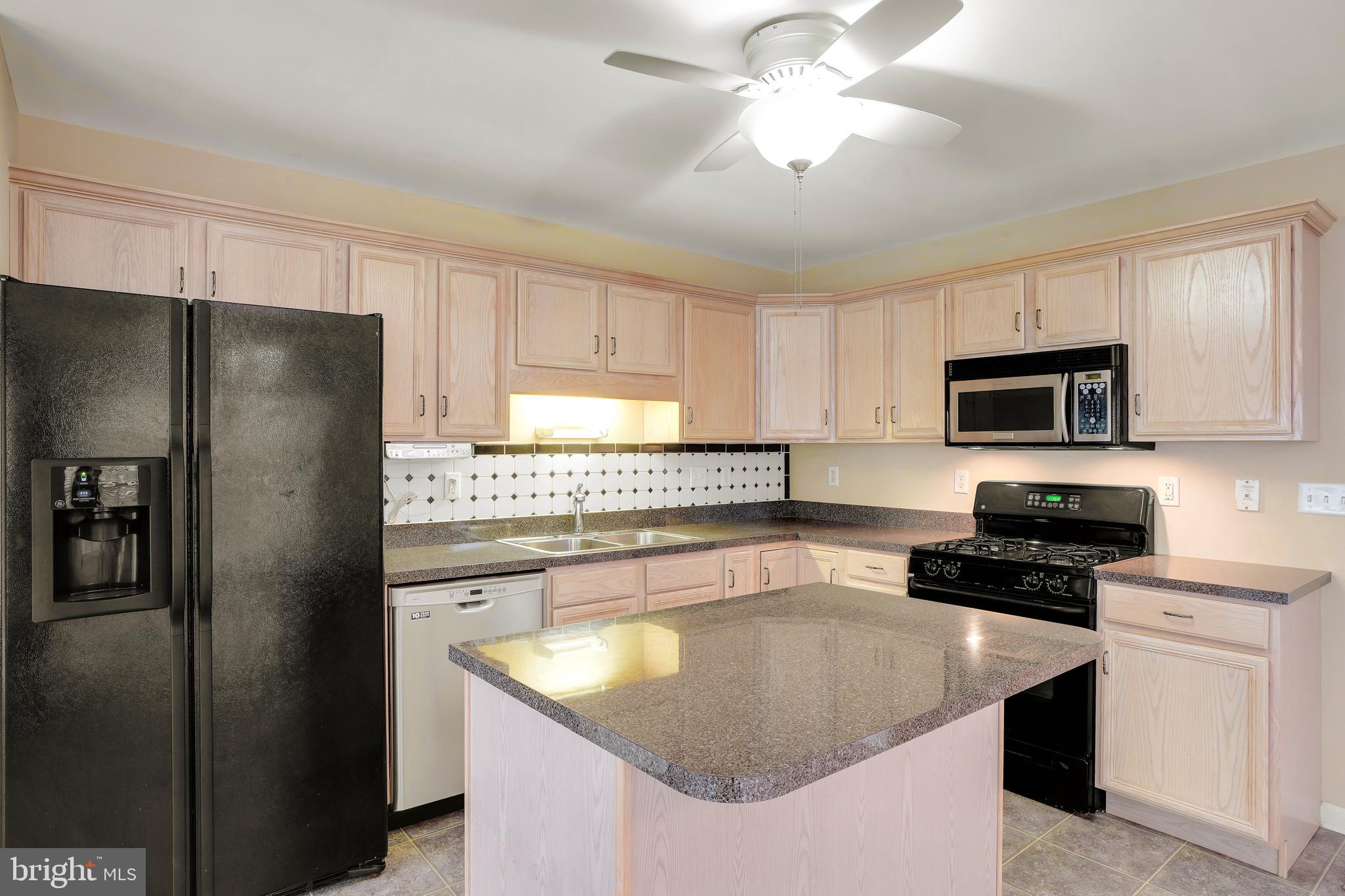 HUNT CLUB - Residential