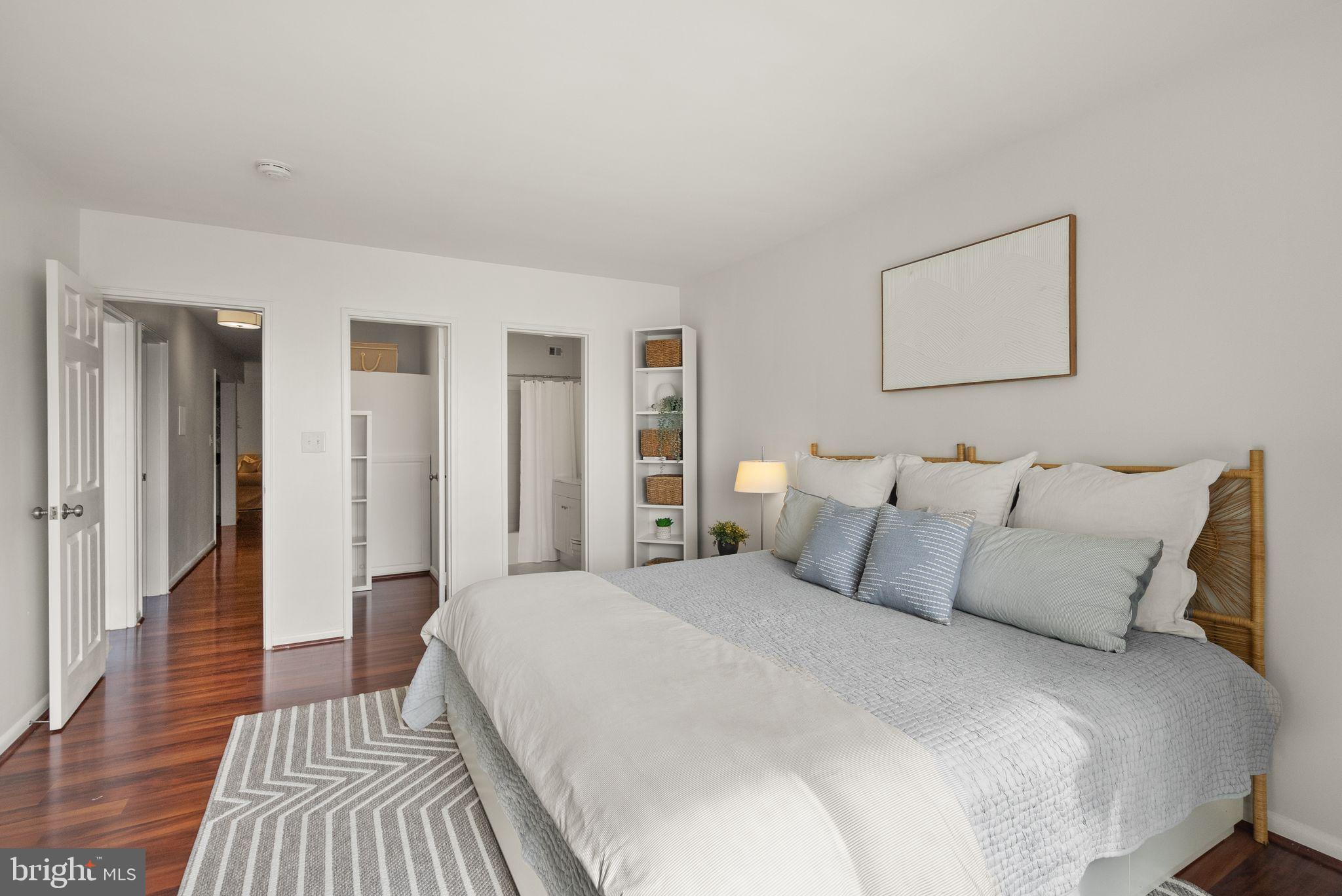 SEMINARY WALK - Residential