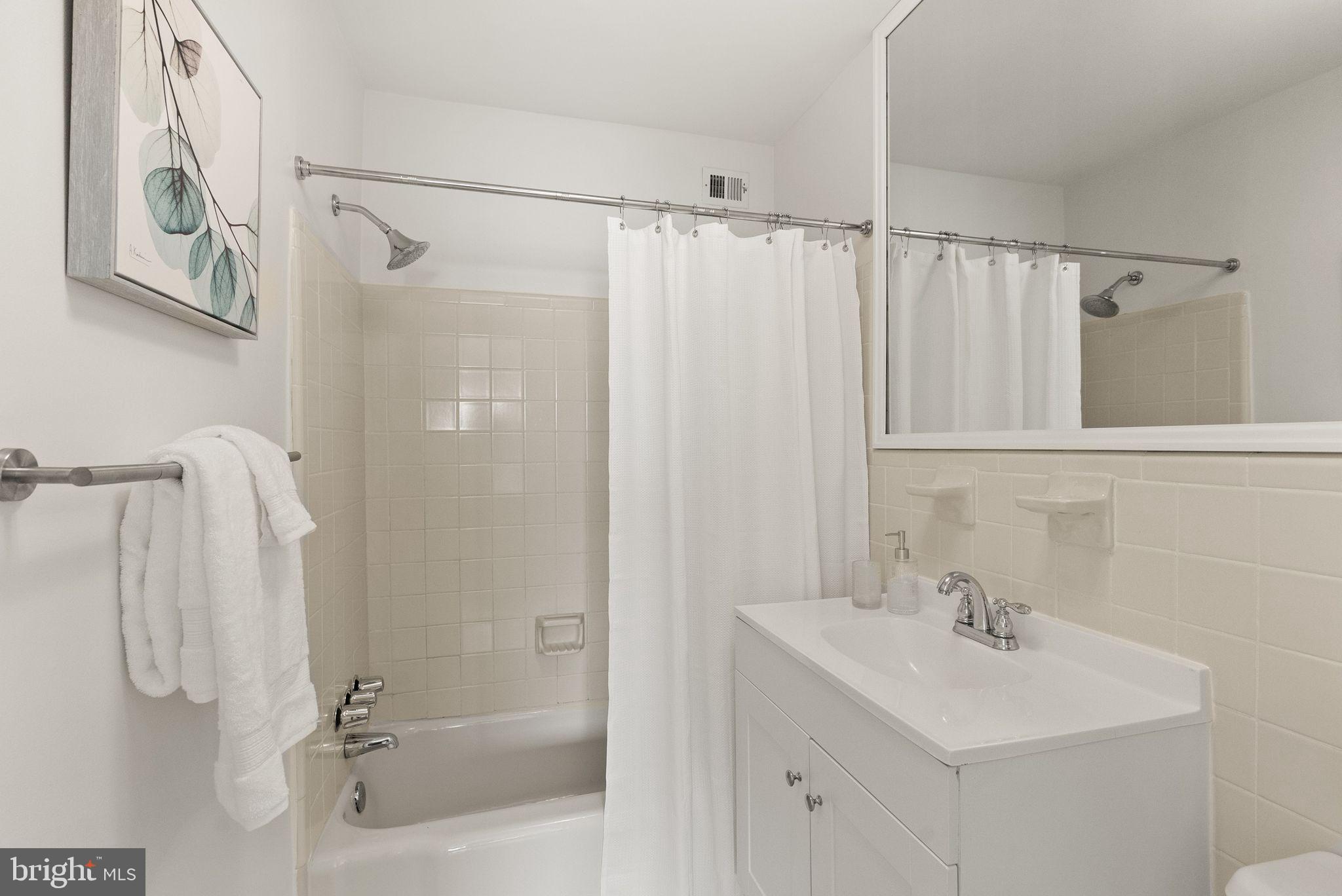 SEMINARY WALK - Residential