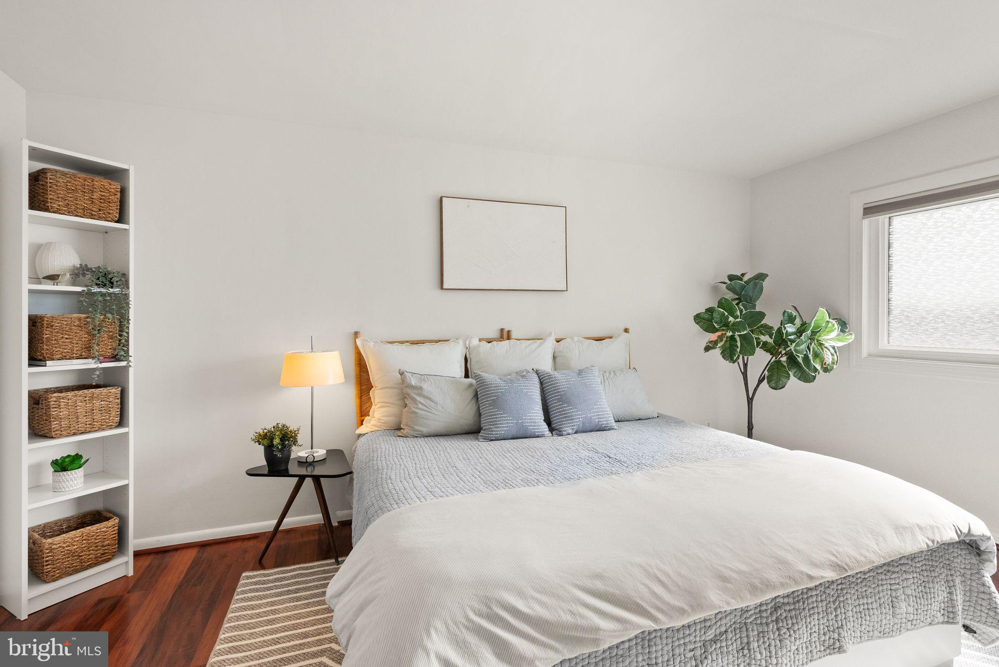 SEMINARY WALK - Residential