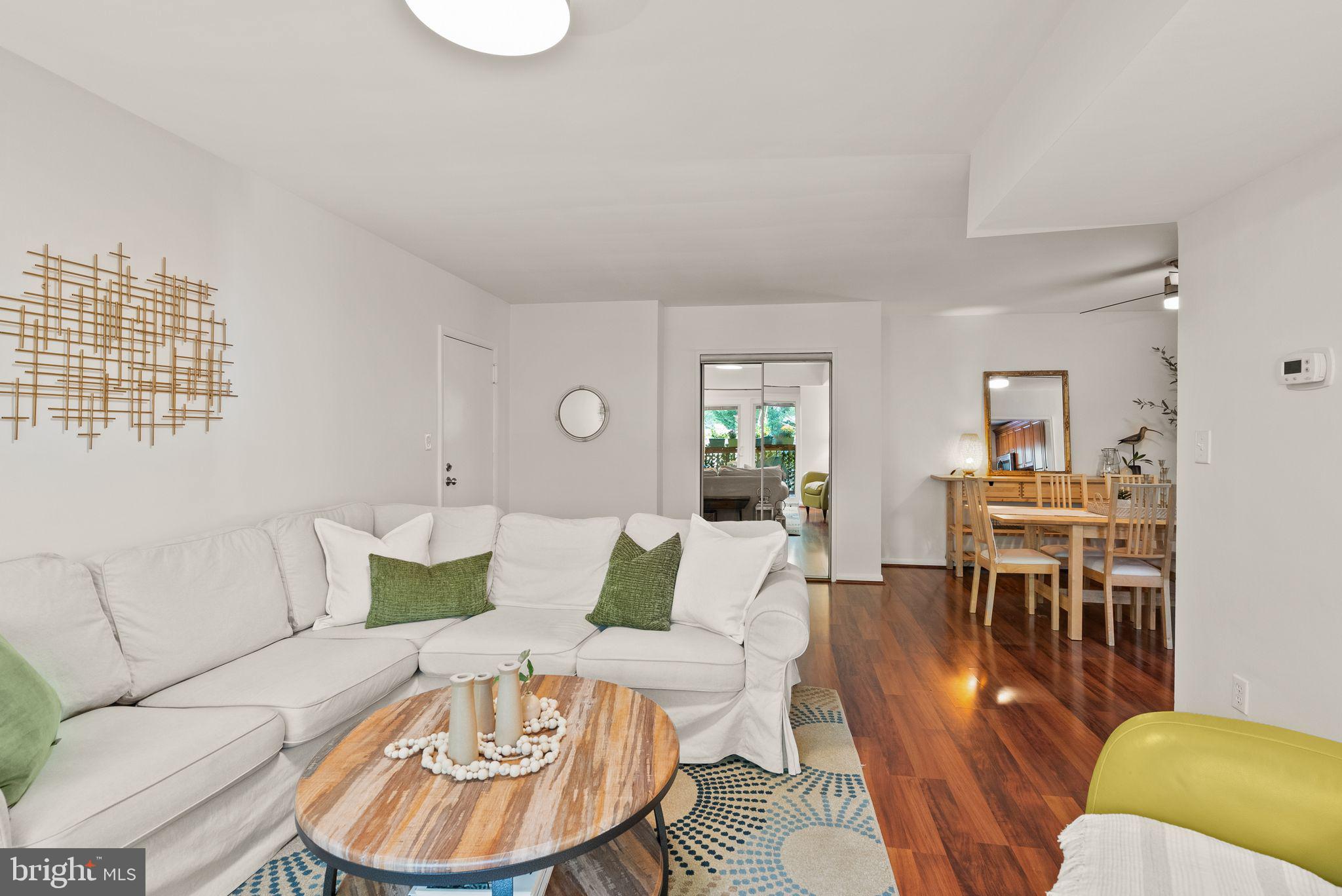 SEMINARY WALK - Residential