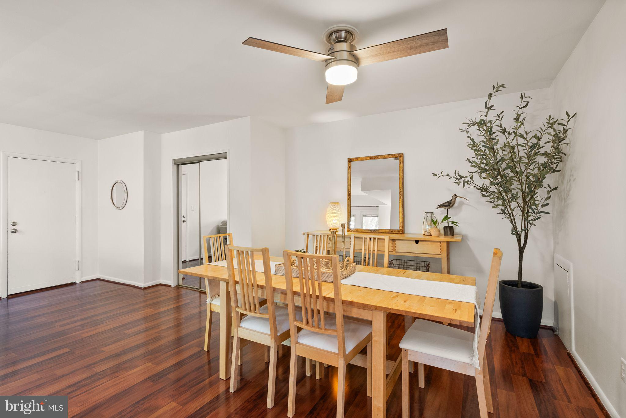 SEMINARY WALK - Residential