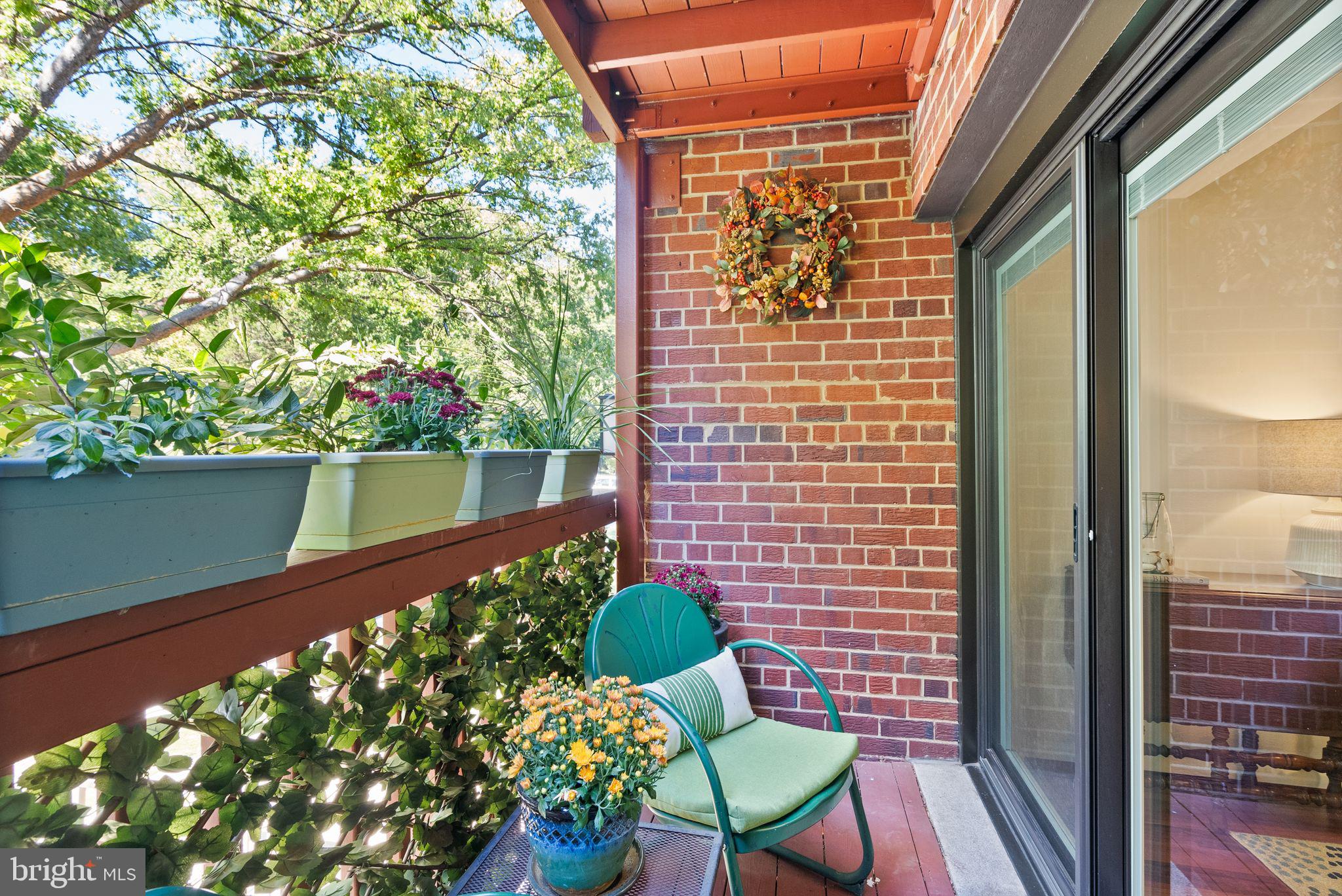 SEMINARY WALK - Residential