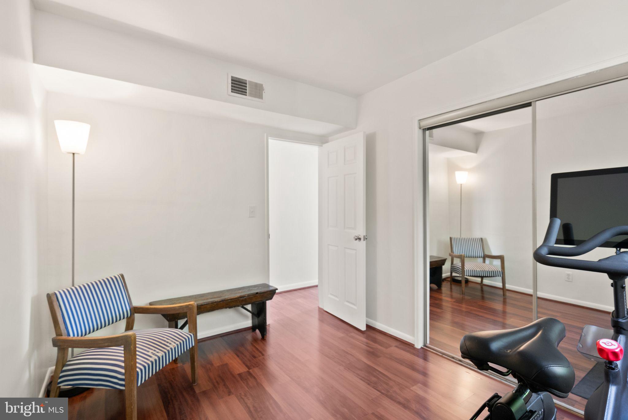 SEMINARY WALK - Residential