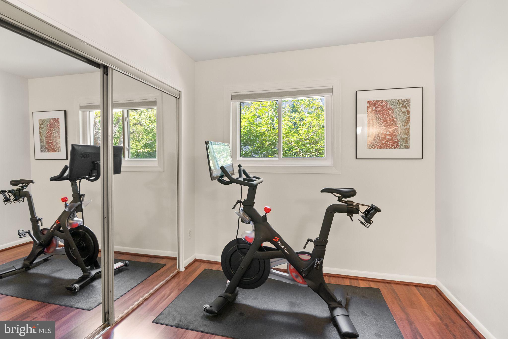 SEMINARY WALK - Residential