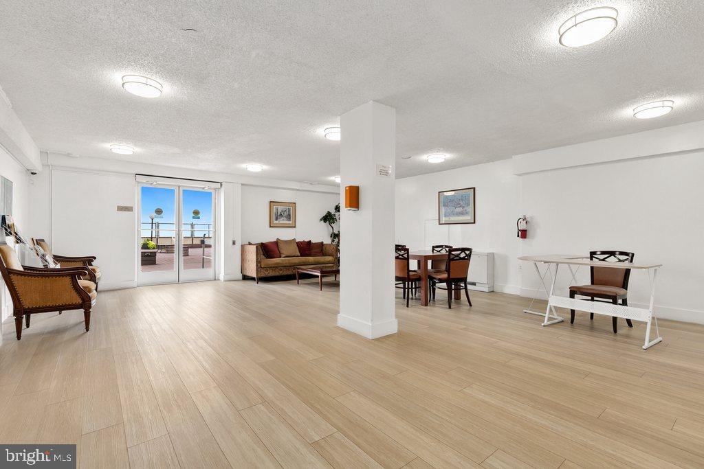 WILLOUGHBY OF CHEVY CHASE - Residential