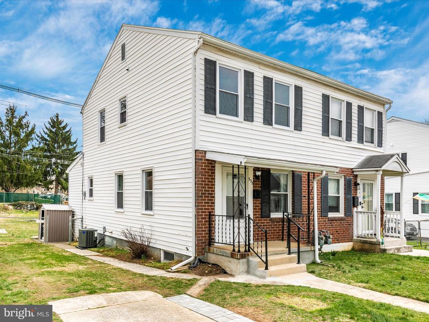 Welcome Home !! Come tour this fully renovated semi detached townhome. It boasts 3 bedrooms with 2.5 baths. Too many upgrades to list, all new top of the line stainless steel appliances, new washer and dryer, beautiful refinished hardwood floors throughout. The kitchen has new cabinets and granite countertop, bathrooms are completely remodeled. New water heater and furnace.  New fixtures and paint throughout, this house has it all. Come check it out before it’s gone.