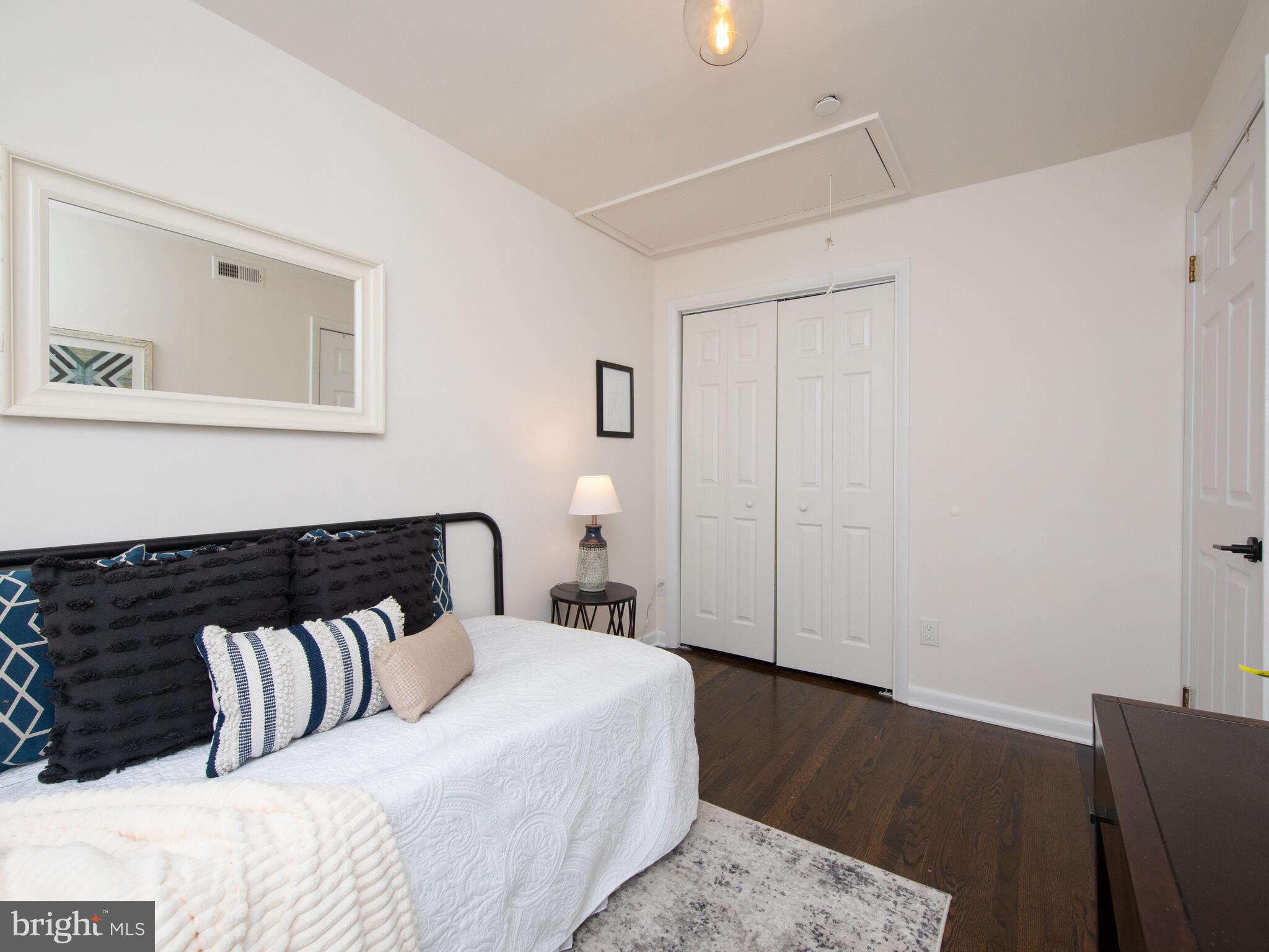 BELLA VISTA - Residential