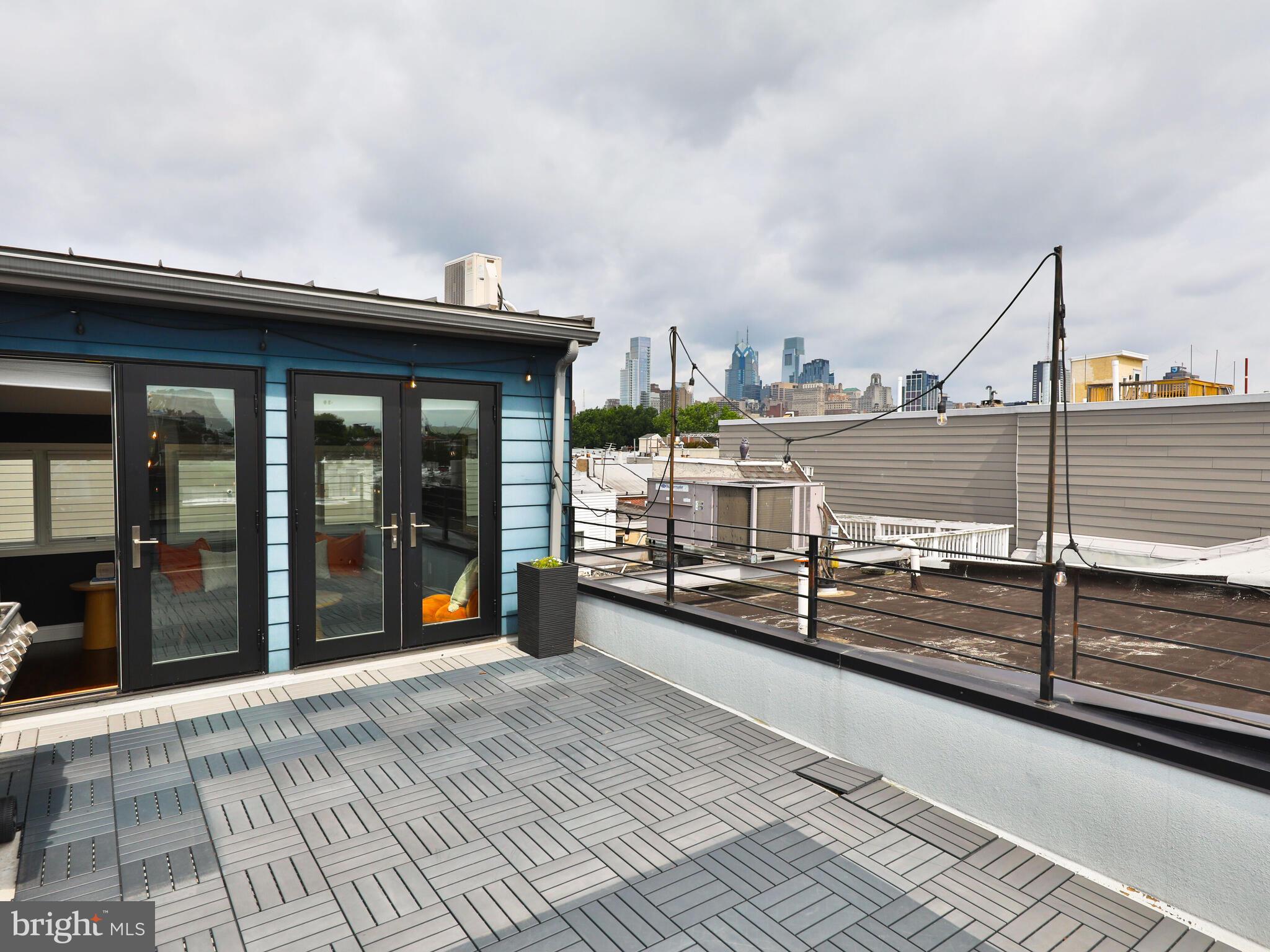 BELLA VISTA - Residential