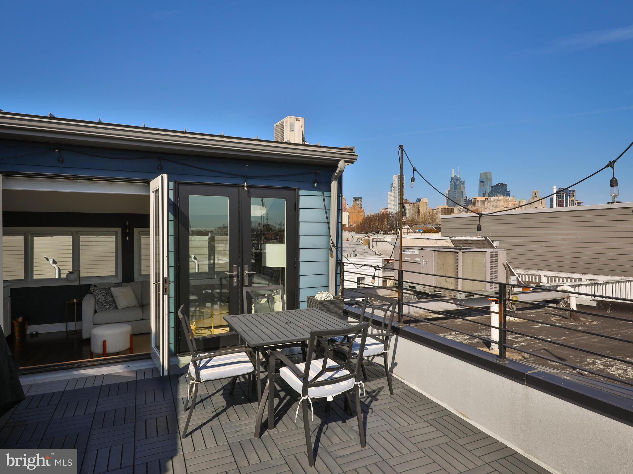 BELLA VISTA - Residential