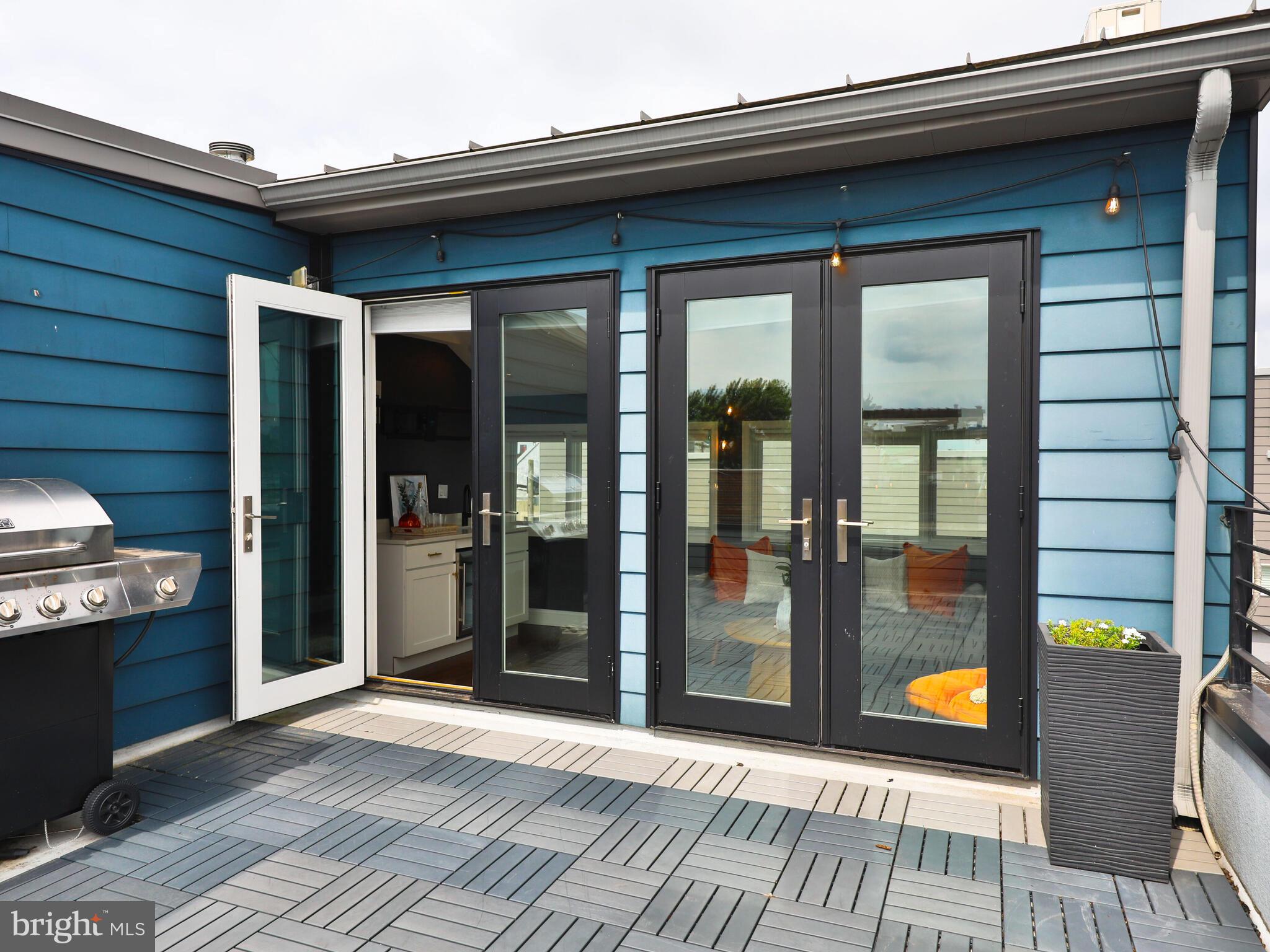 BELLA VISTA - Residential