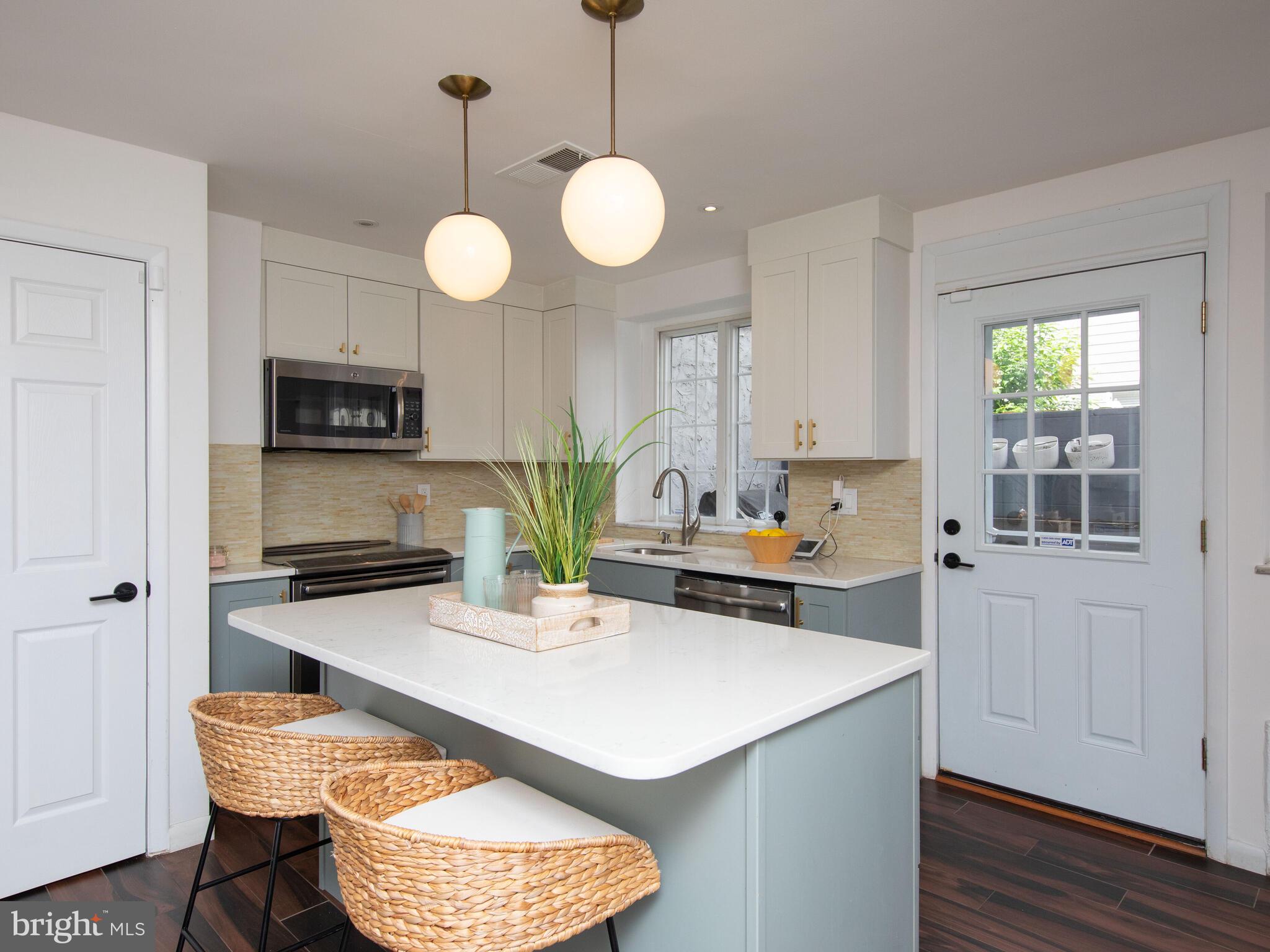 BELLA VISTA - Residential