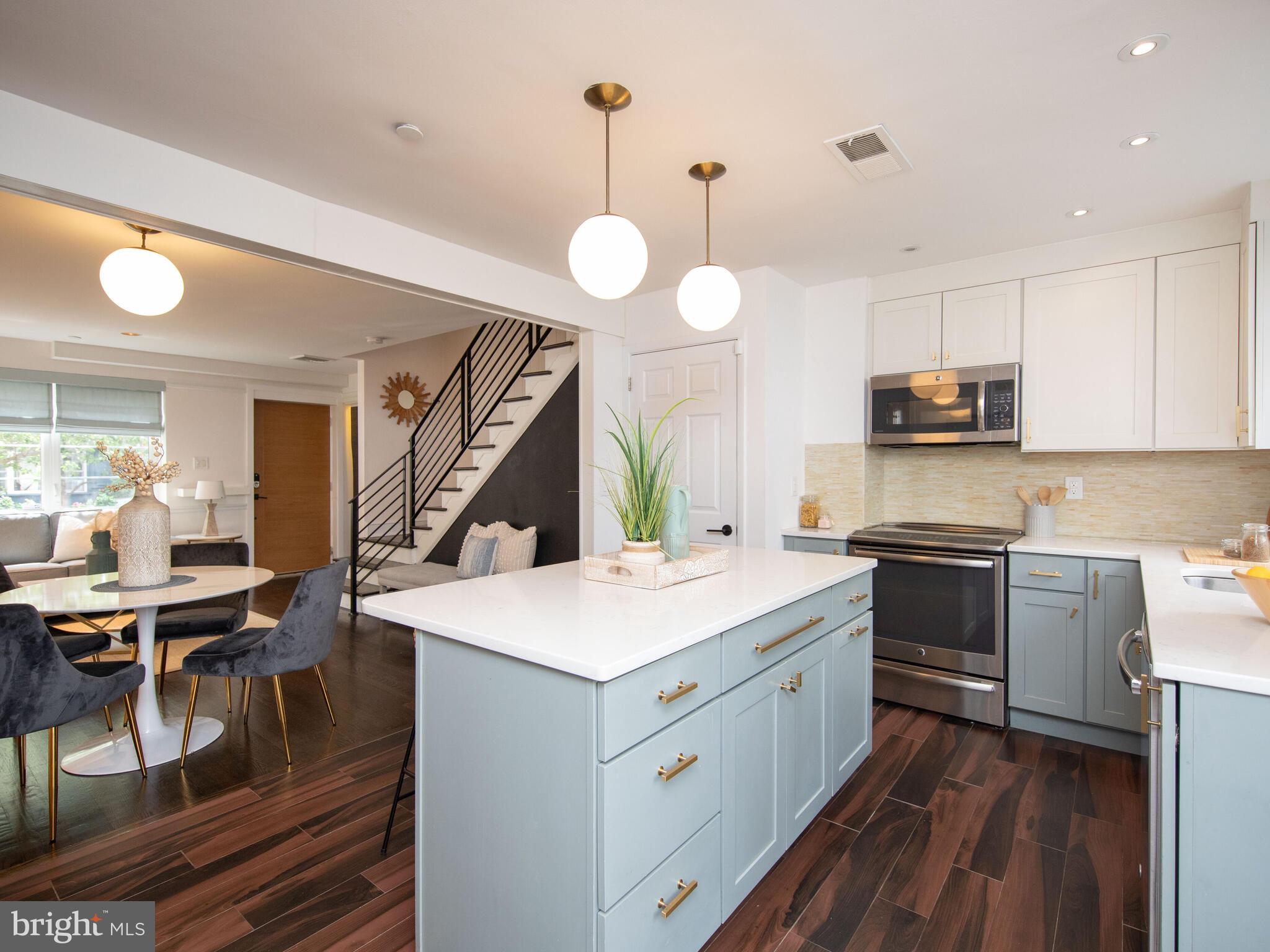 BELLA VISTA - Residential