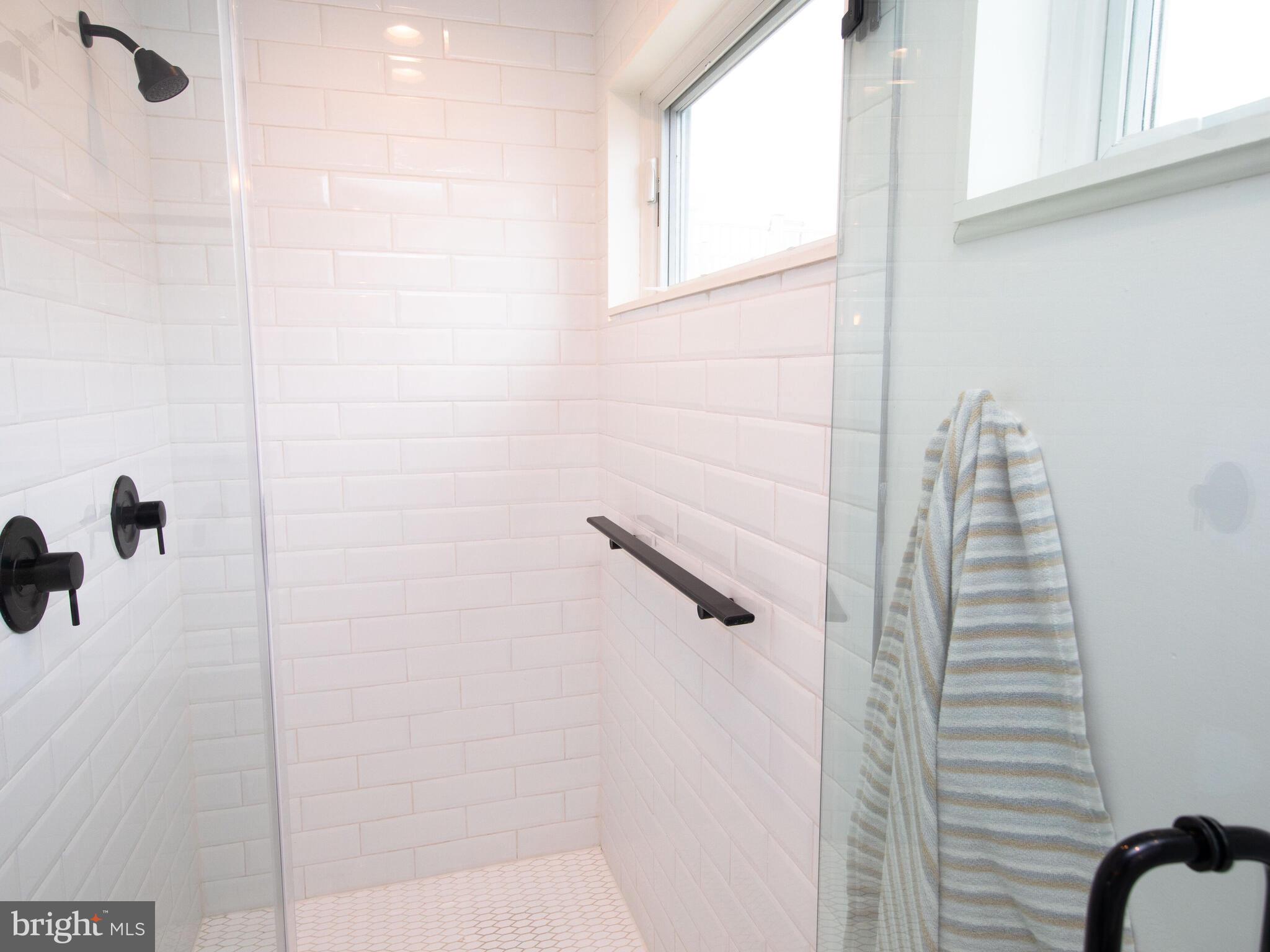 BELLA VISTA - Residential