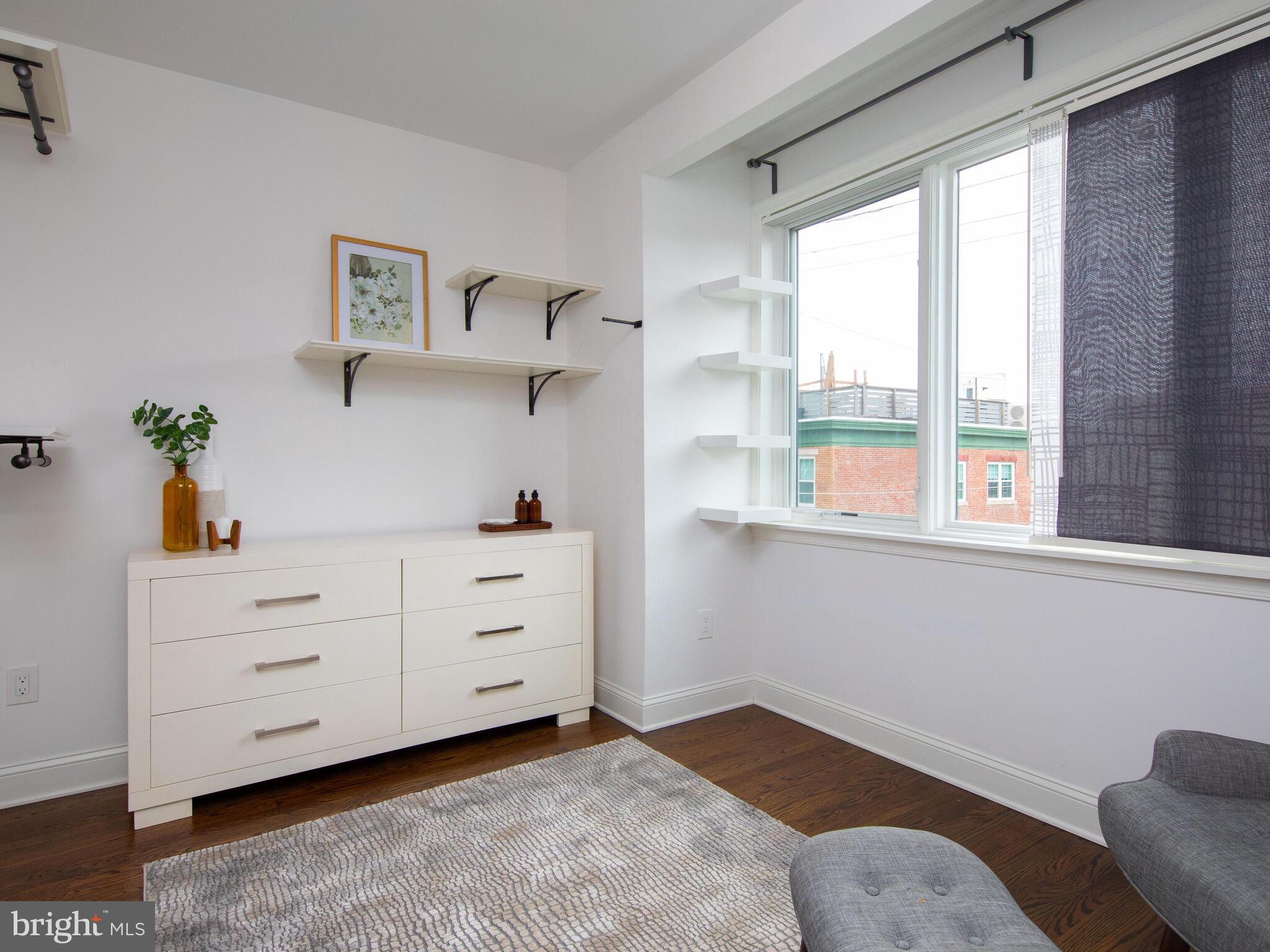 BELLA VISTA - Residential