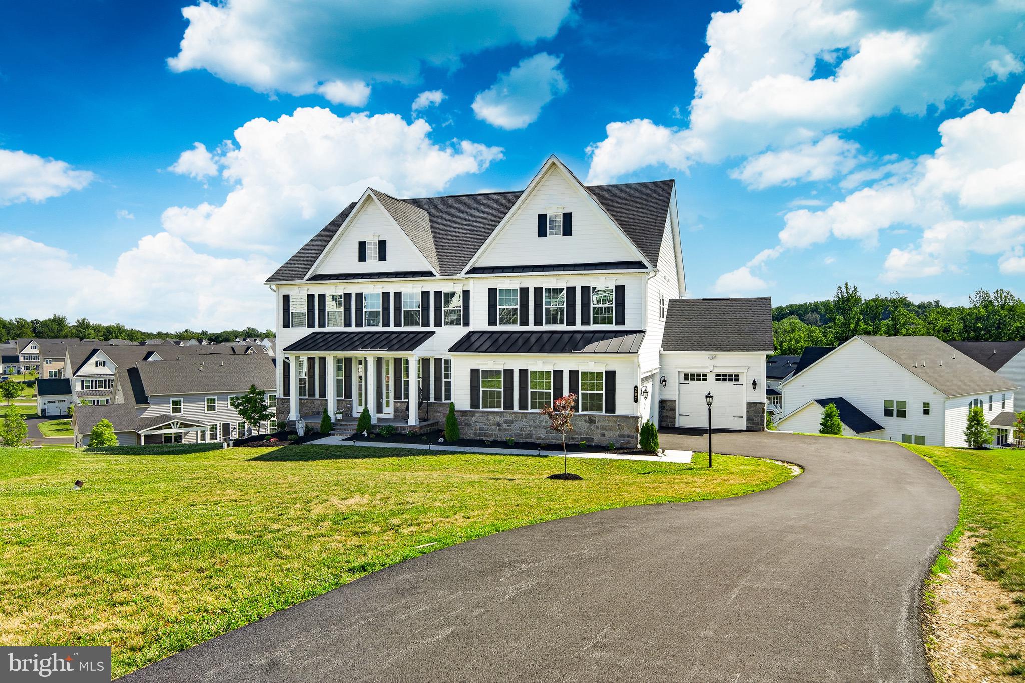 207 ALEXIS COURT