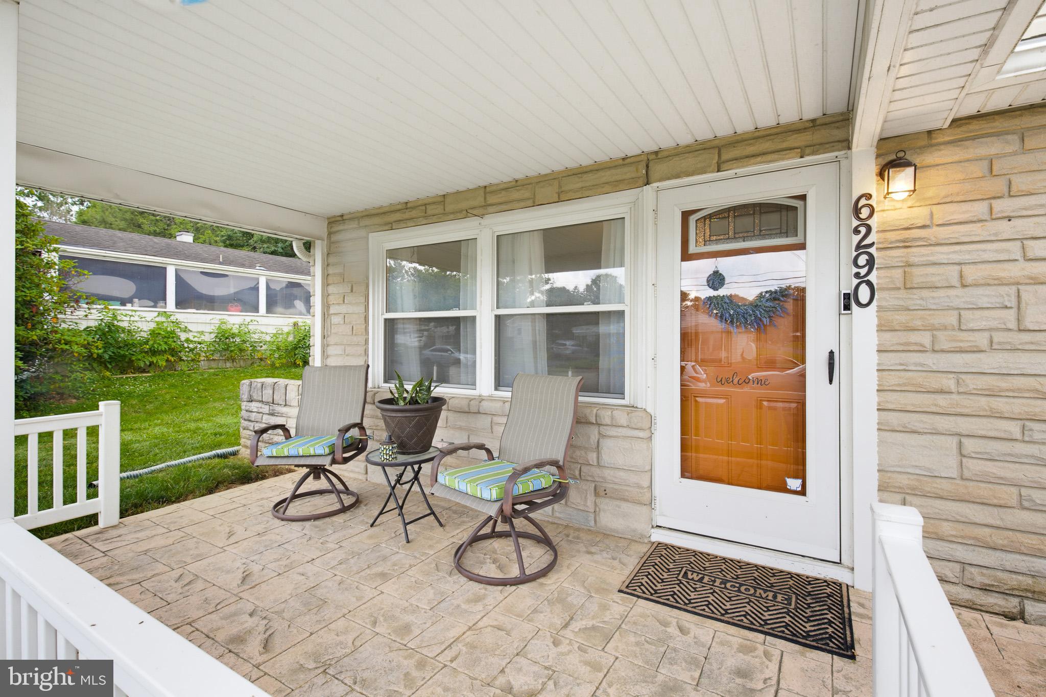 6290 HOLLOW DRIVE