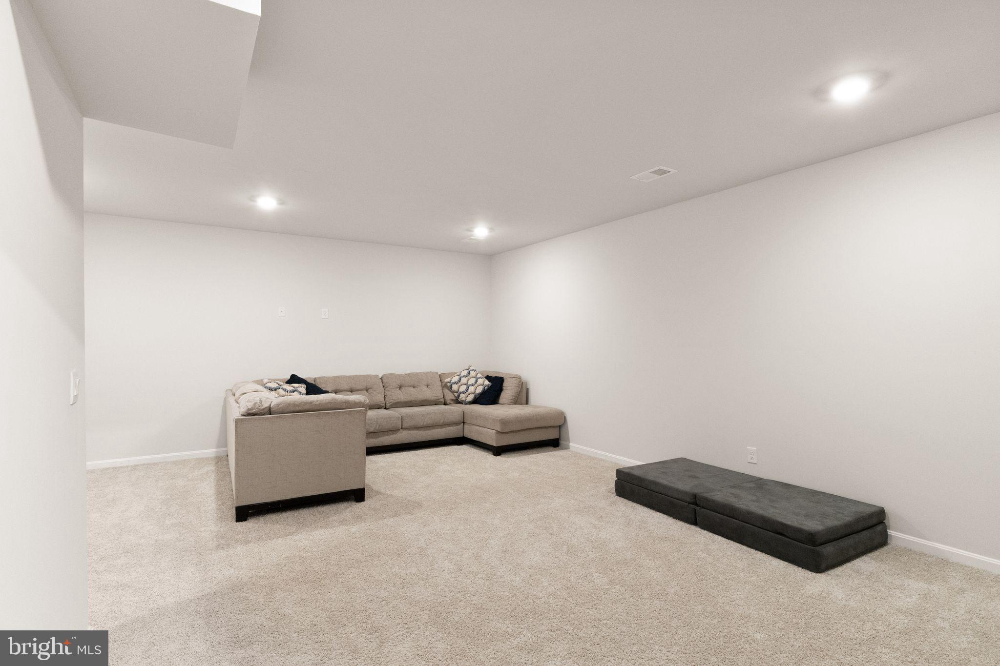 WOOD LANDING ESTATES - Residential