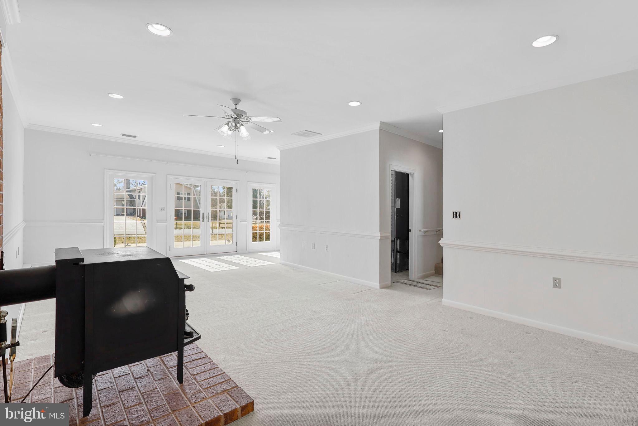 FAIRVIEW ACRES - Residential