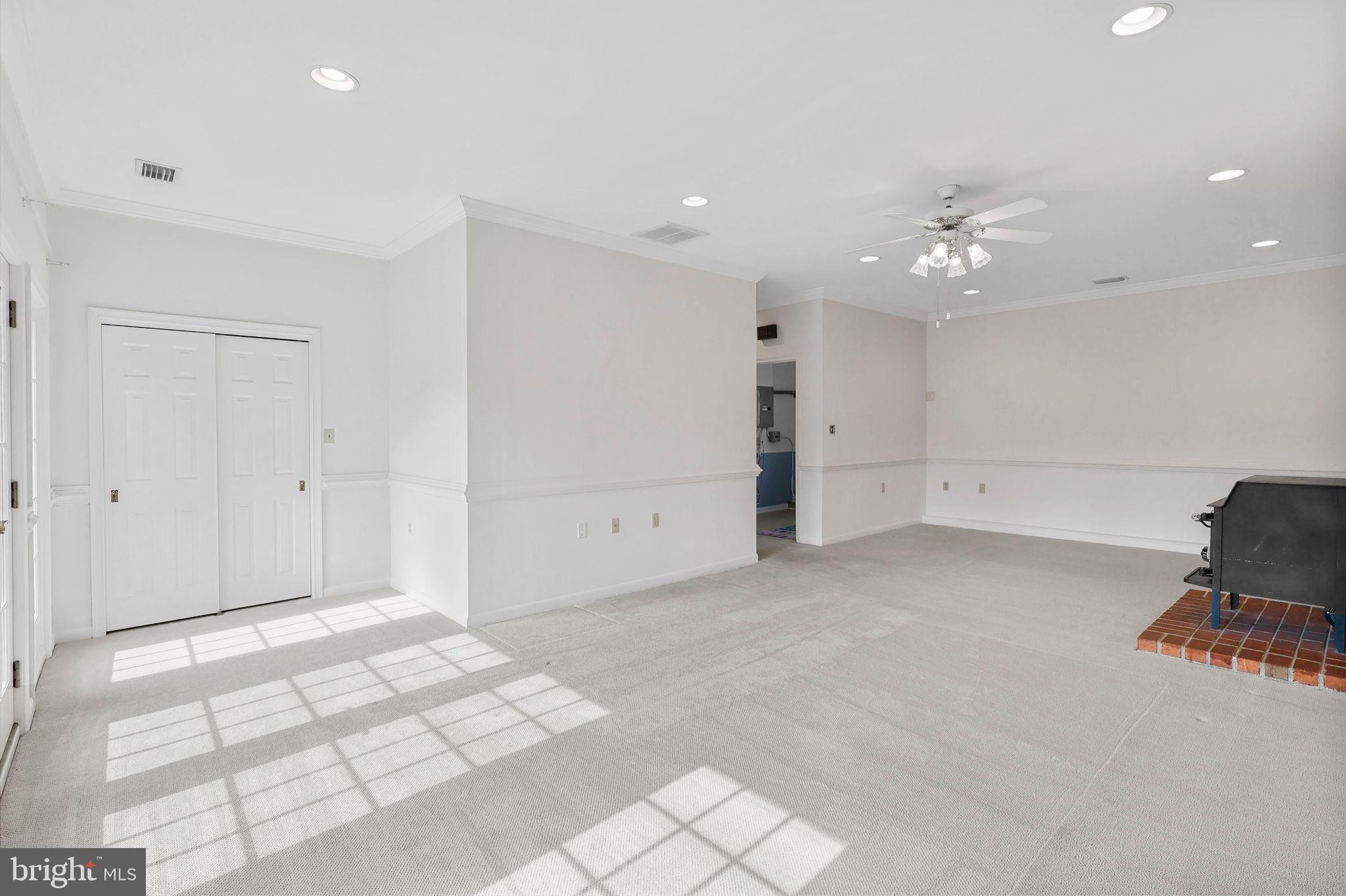 FAIRVIEW ACRES - Residential