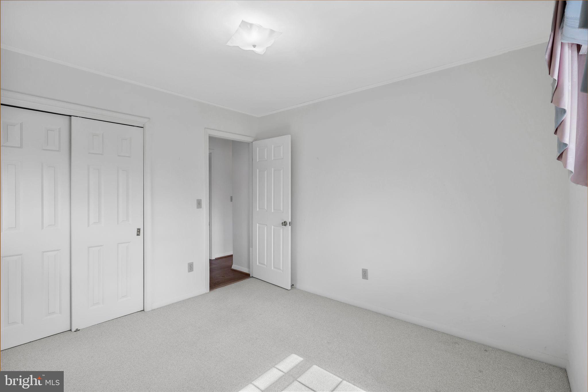 FAIRVIEW ACRES - Residential