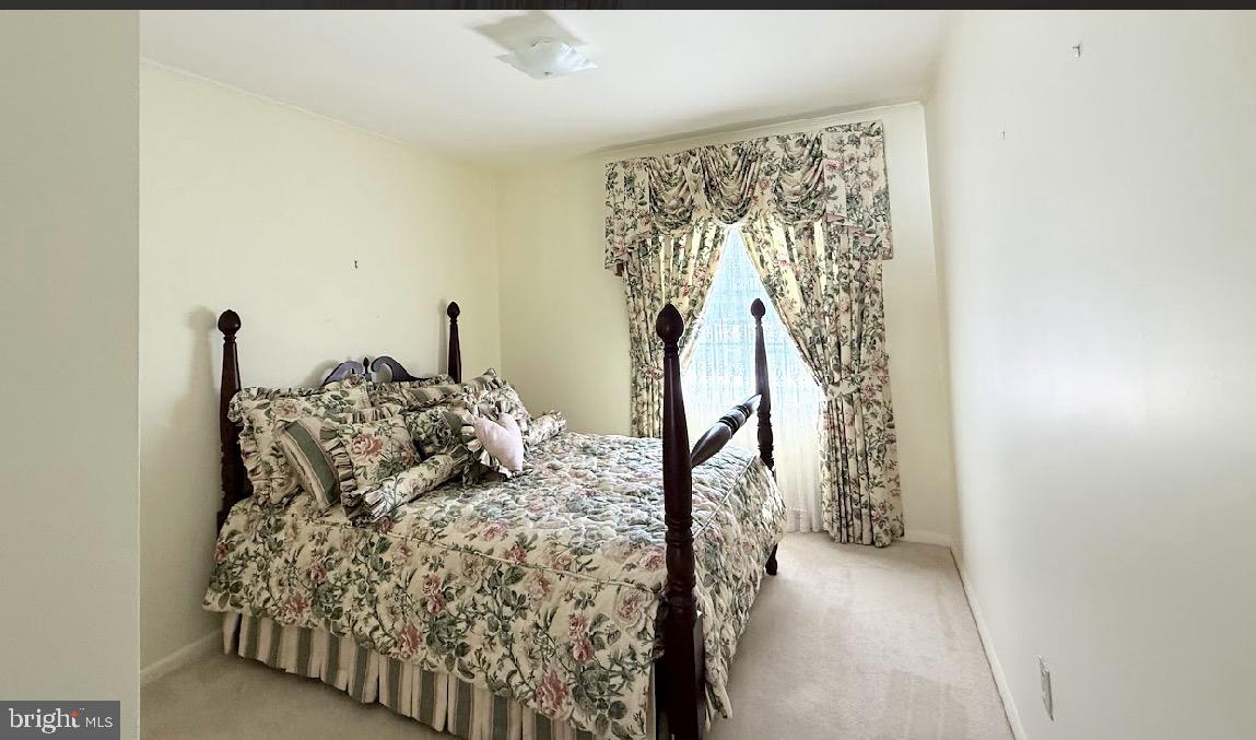 FAIRVIEW ACRES - Residential