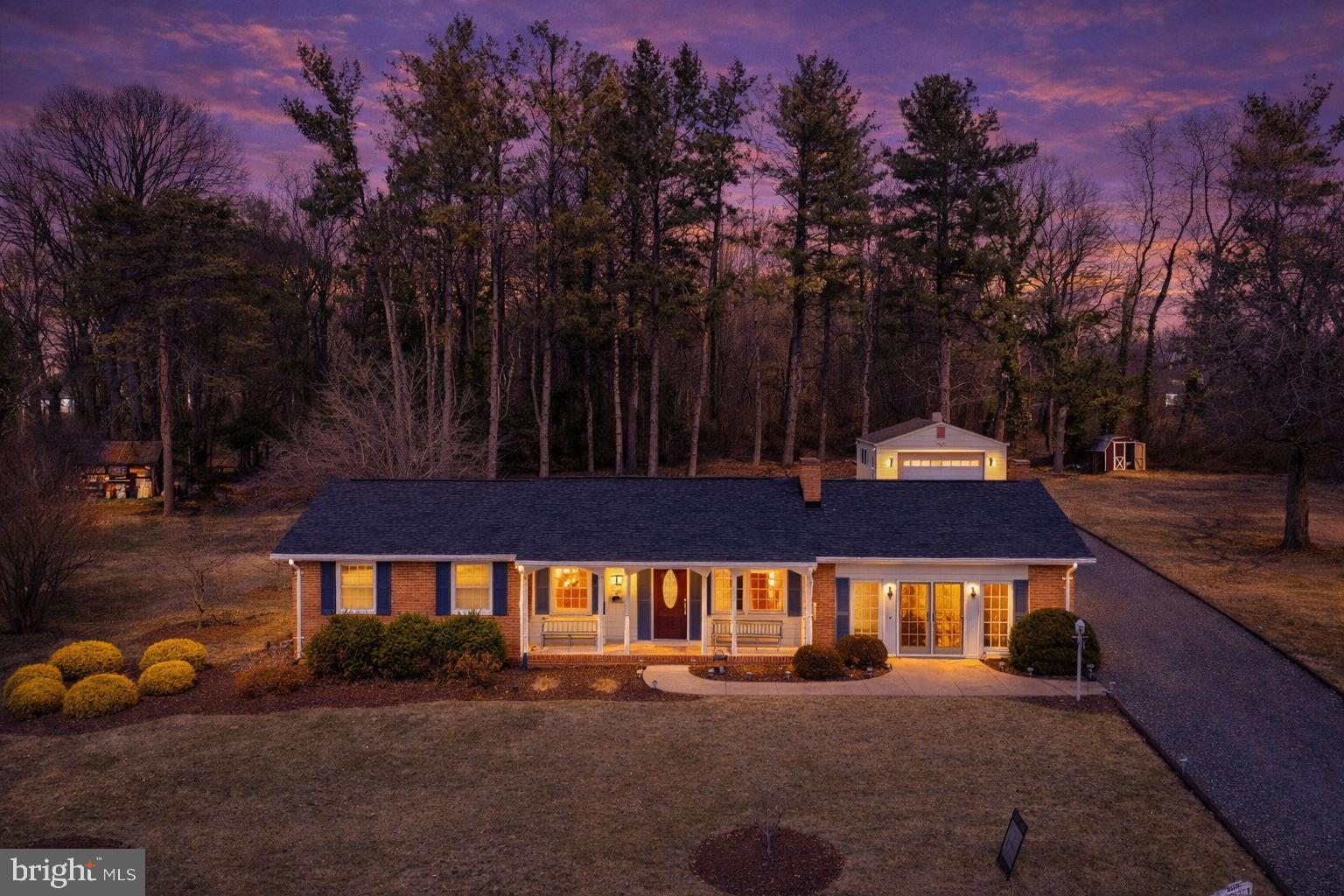 FAIRVIEW ACRES - Residential