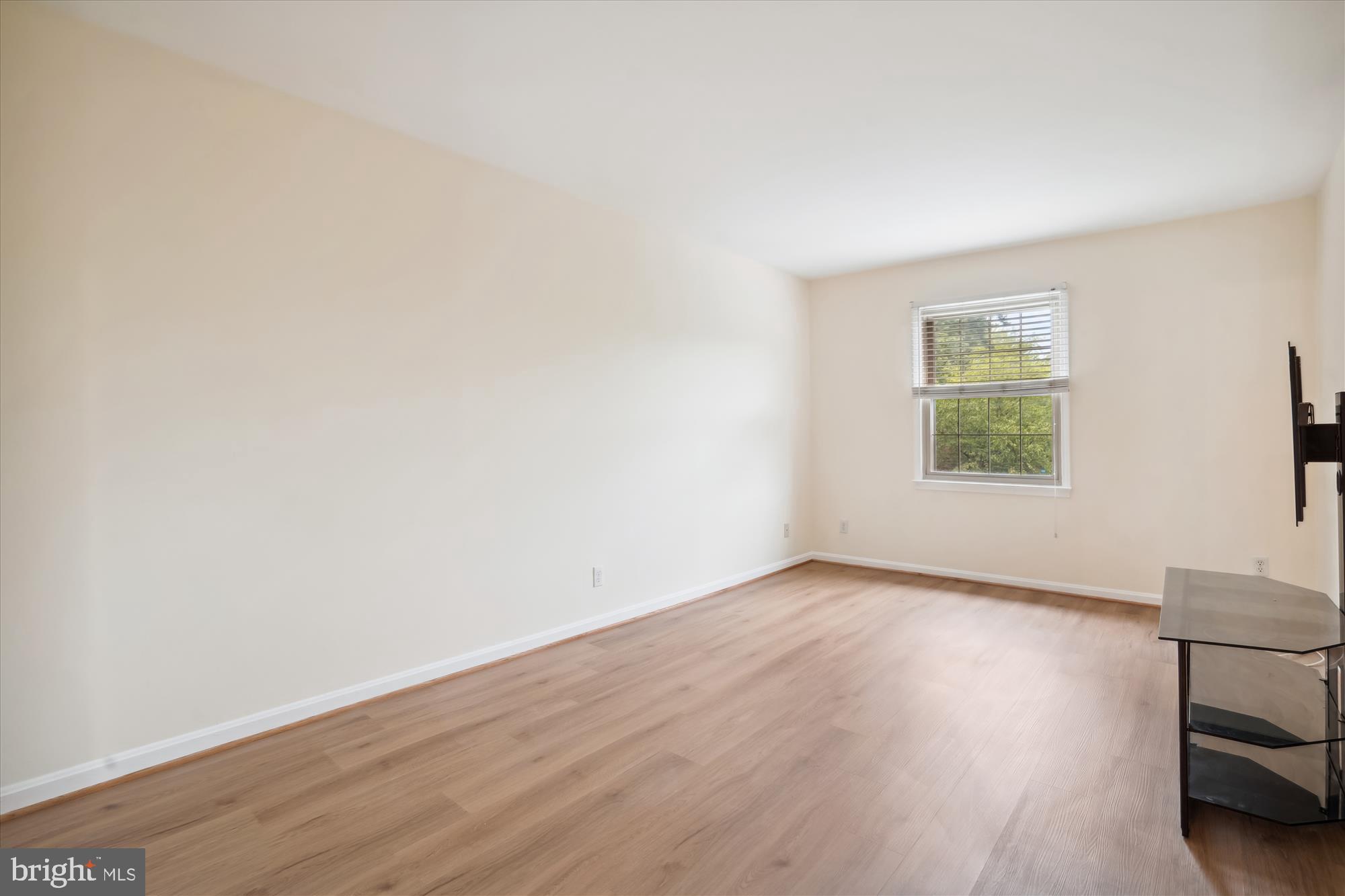 WESTCHESTER PARK - Residential Lease