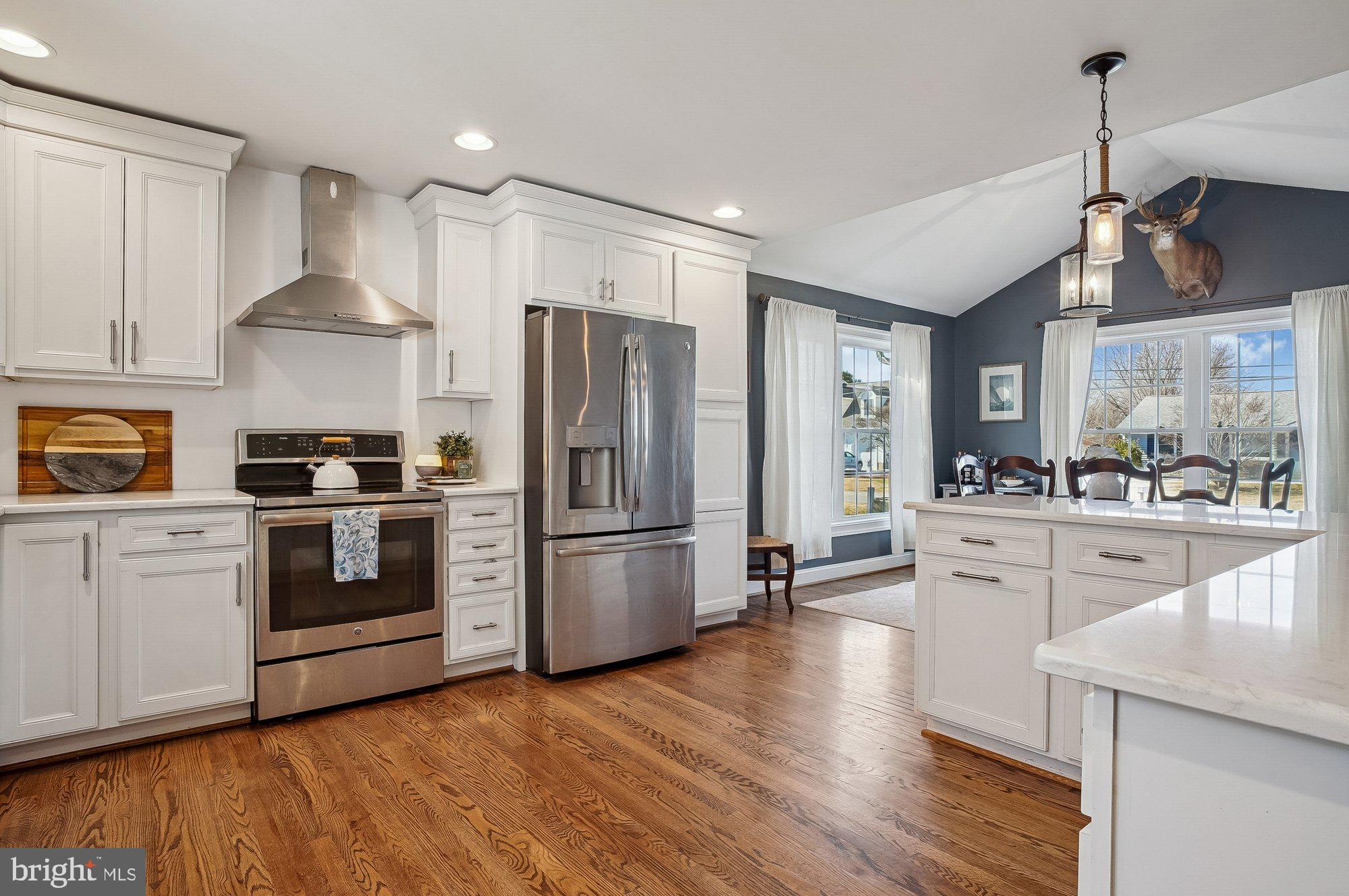 1337 QUEEN ANNE DRIVE