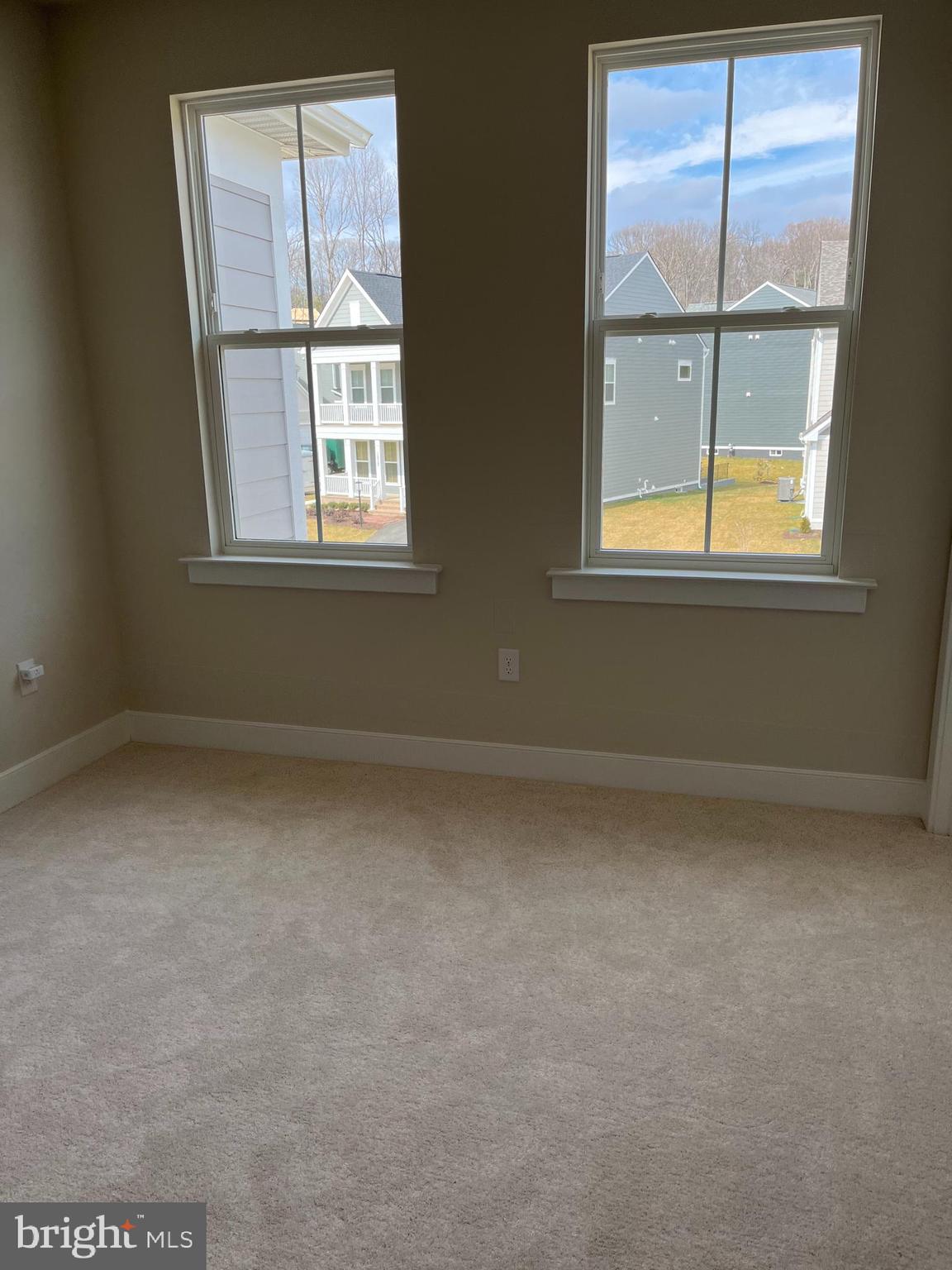 POTOMAC SHORES - Residential Lease