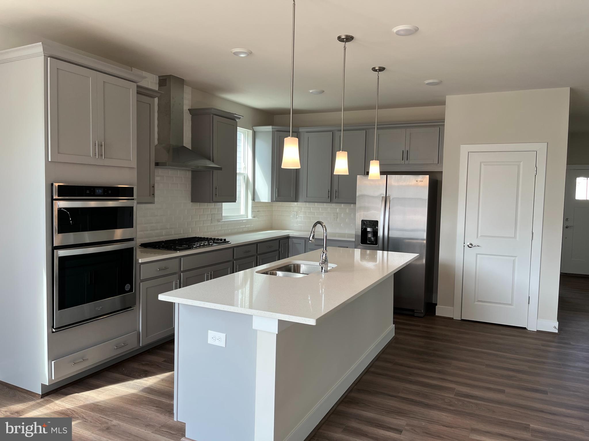 POTOMAC SHORES - Residential Lease