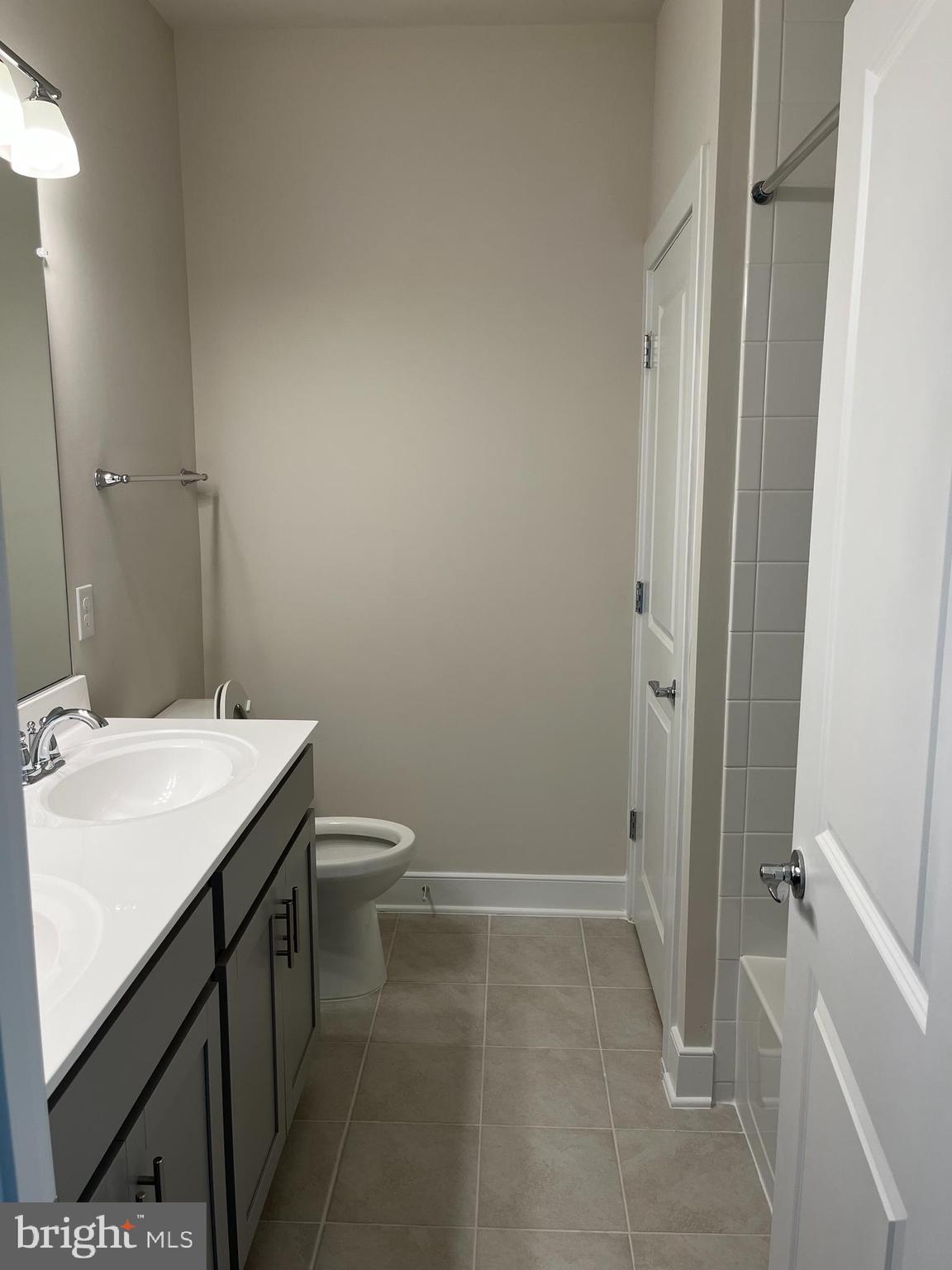 POTOMAC SHORES - Residential Lease