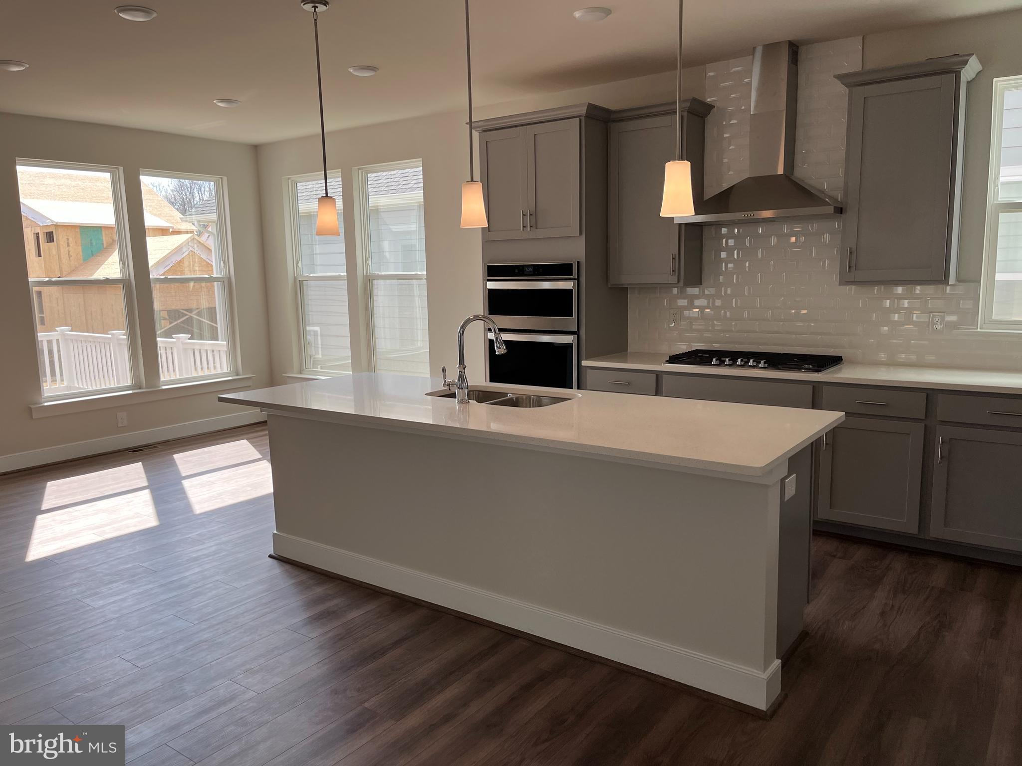 POTOMAC SHORES - Residential Lease