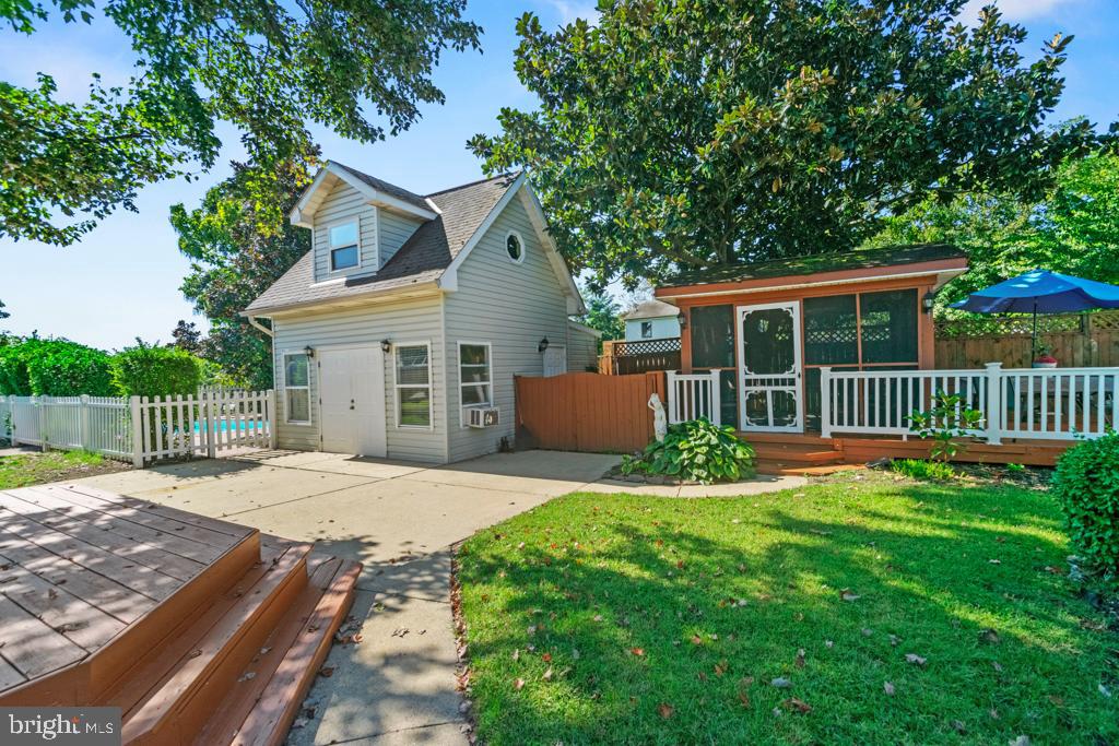 2053 KURTZ AVENUE