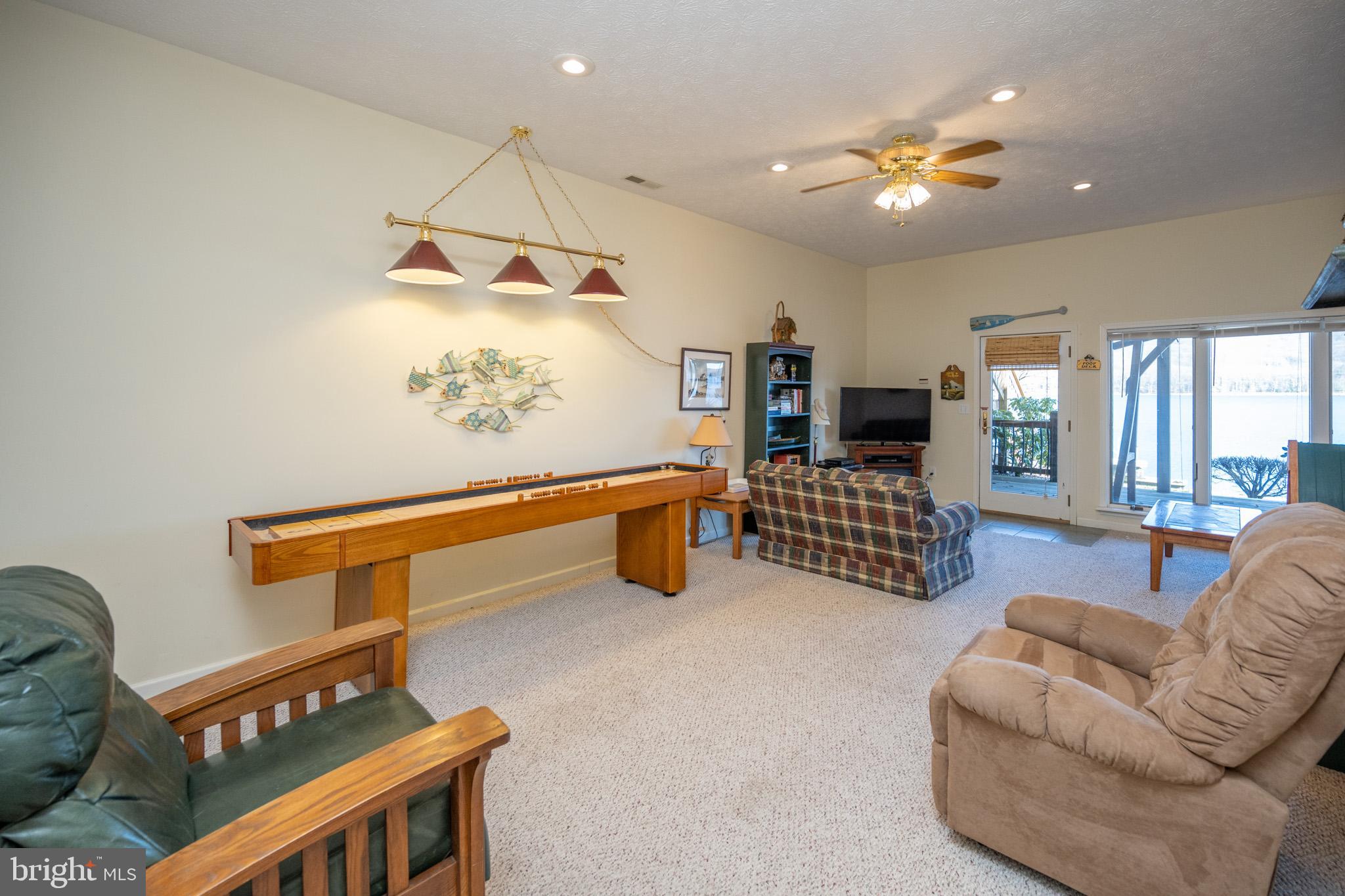 DEEP CREEK LAKE - Residential