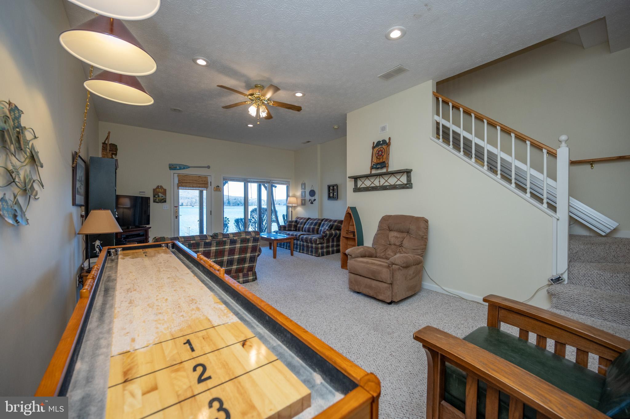 DEEP CREEK LAKE - Residential