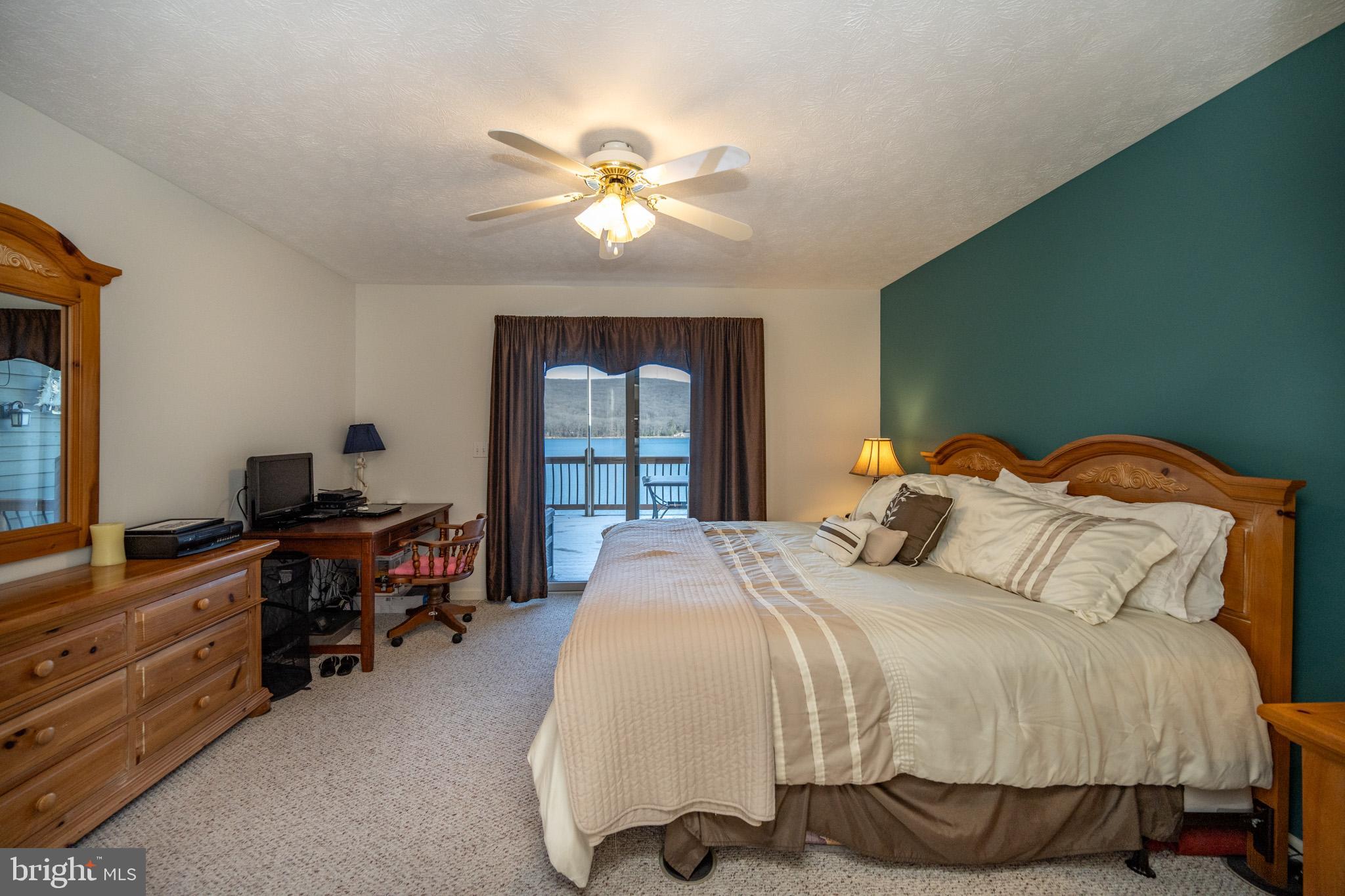 DEEP CREEK LAKE - Residential