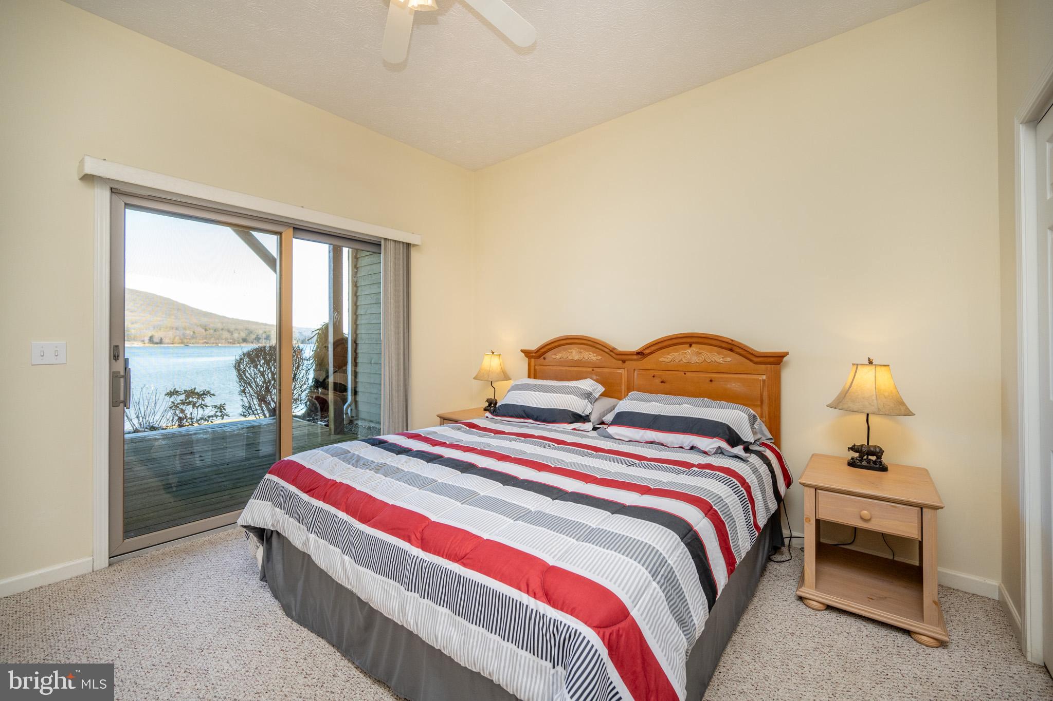 DEEP CREEK LAKE - Residential