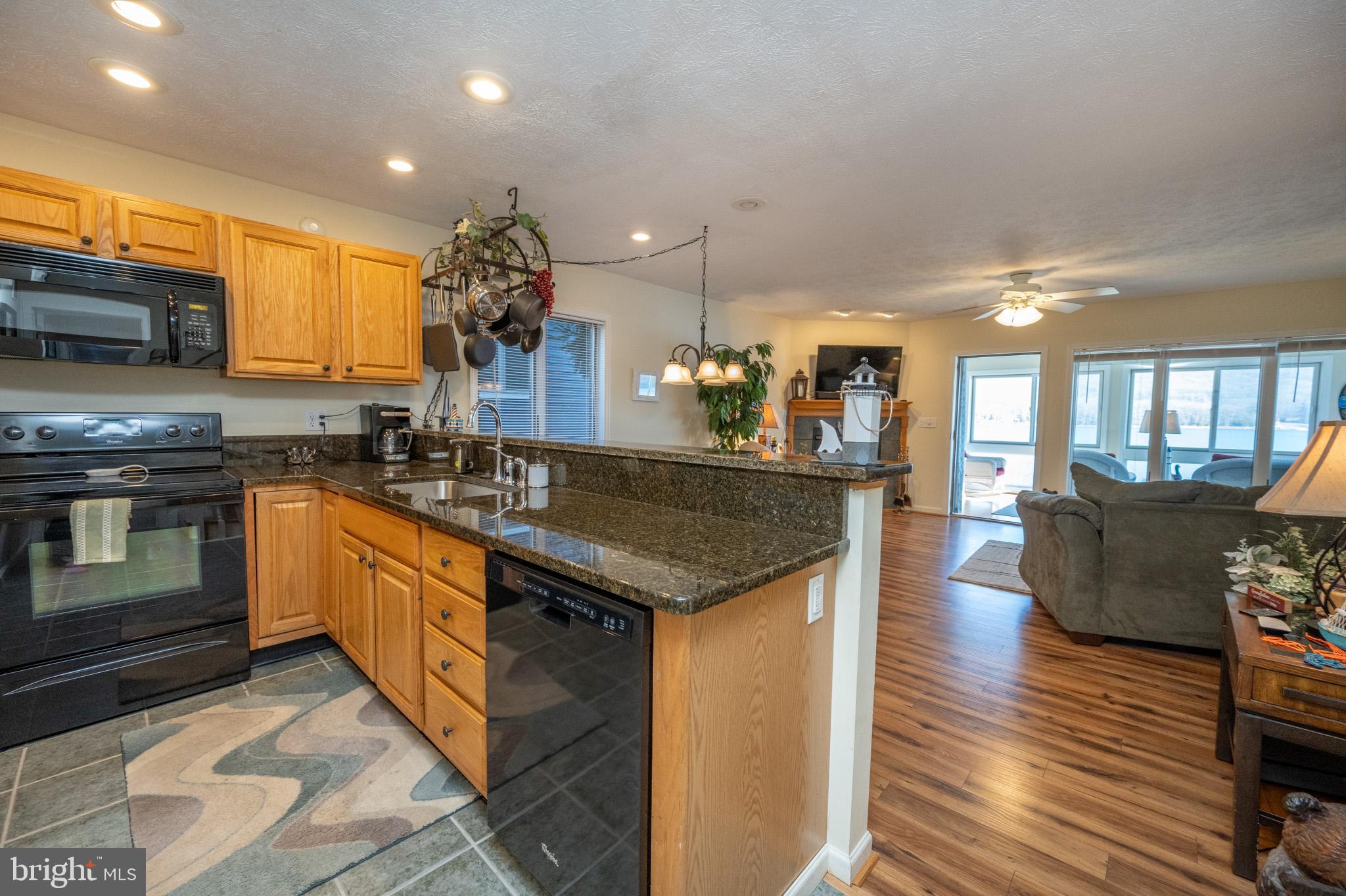 DEEP CREEK LAKE - Residential