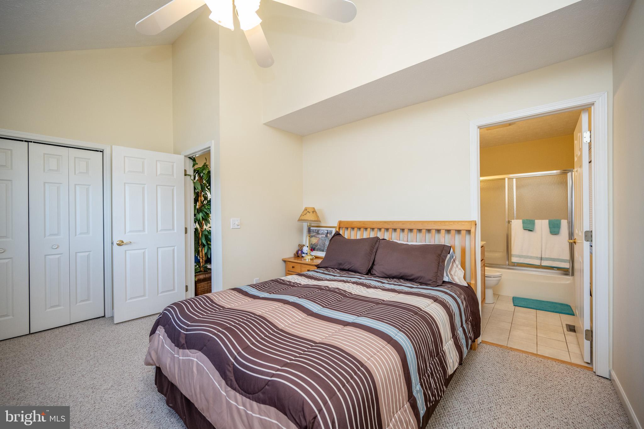 DEEP CREEK LAKE - Residential