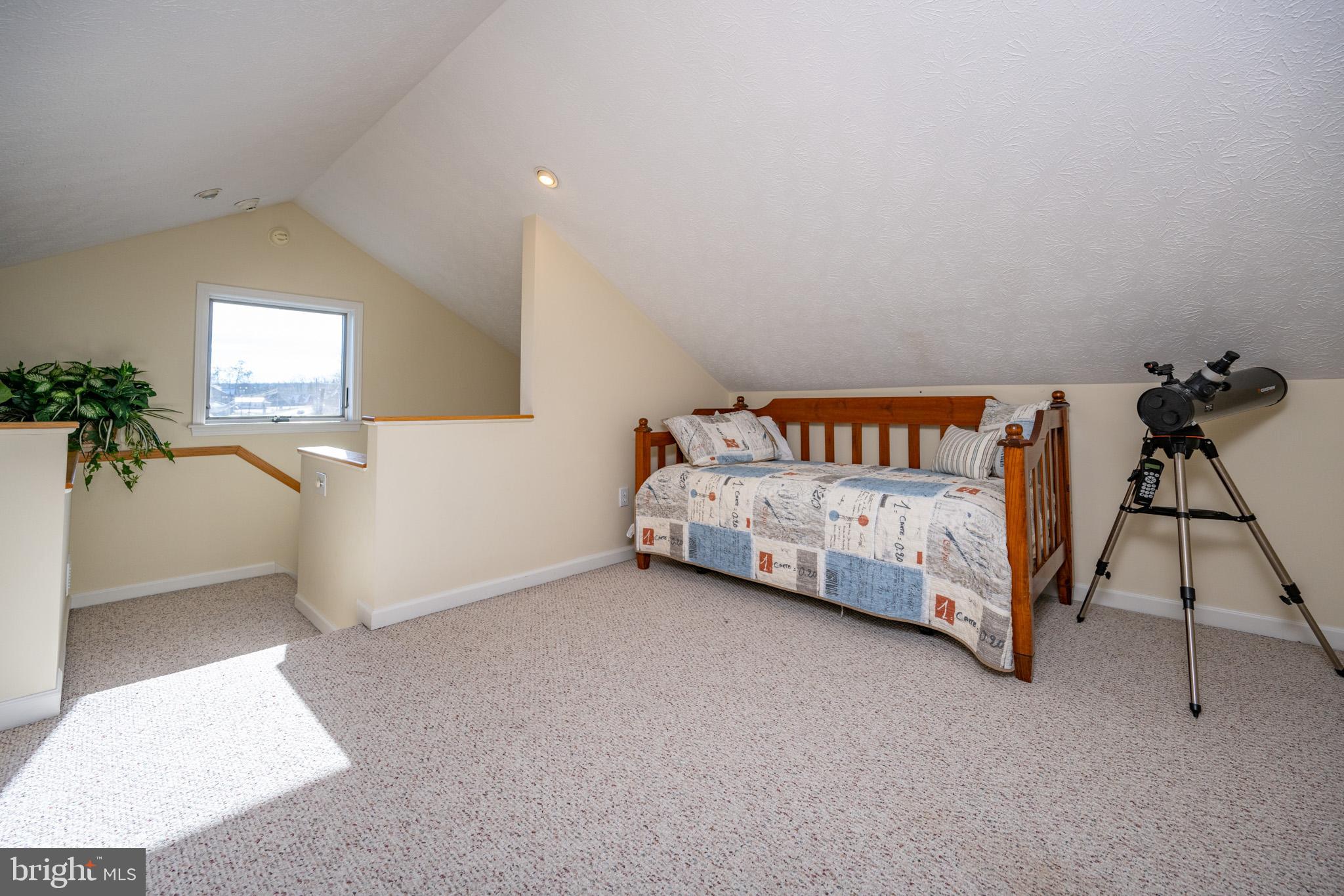 DEEP CREEK LAKE - Residential