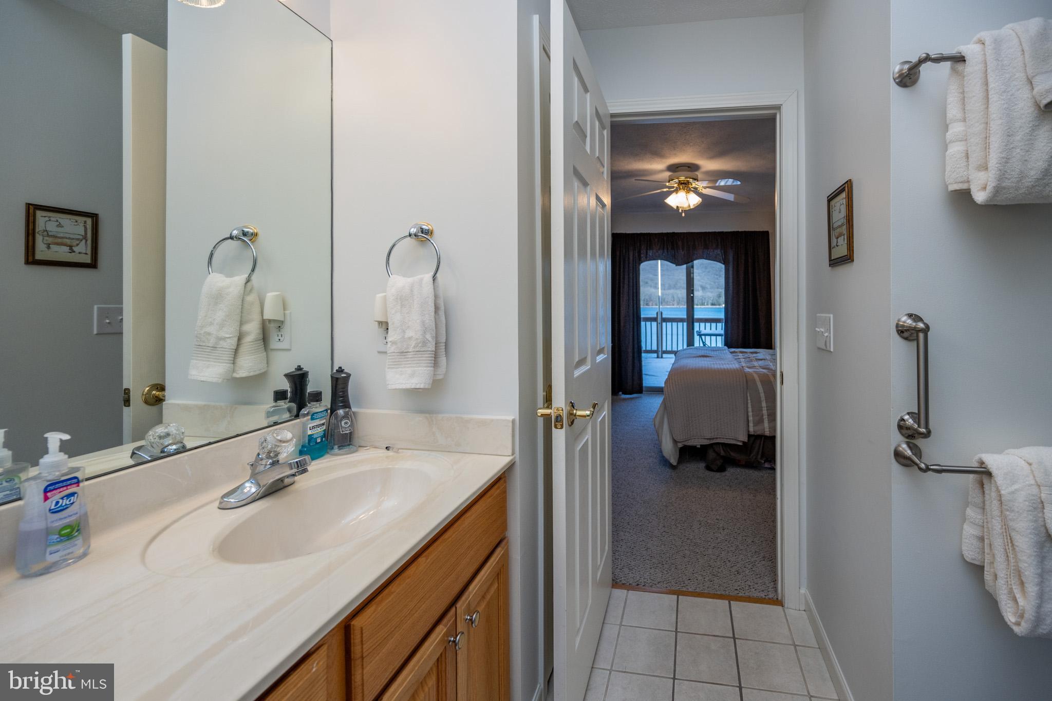 DEEP CREEK LAKE - Residential